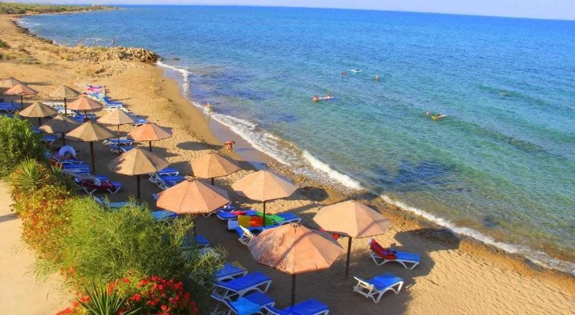 Yeldener Crystal Rocks