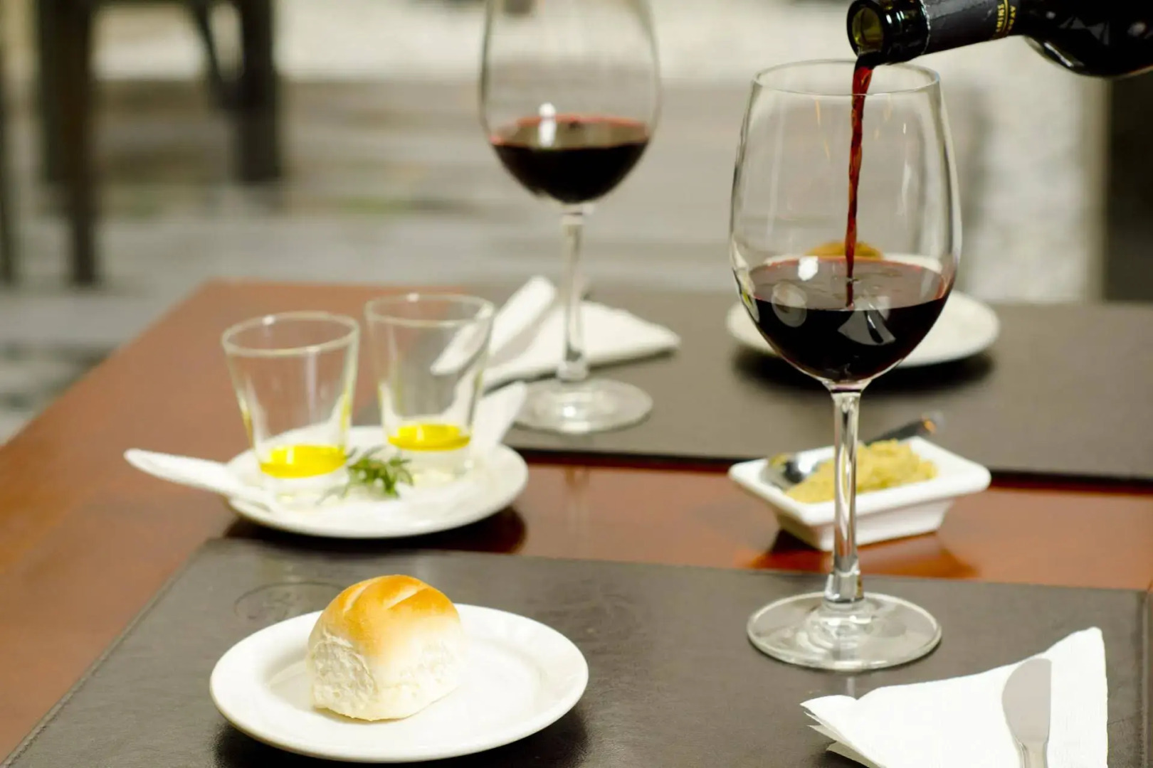 My Suites Boutique Hotel & Wine Bar