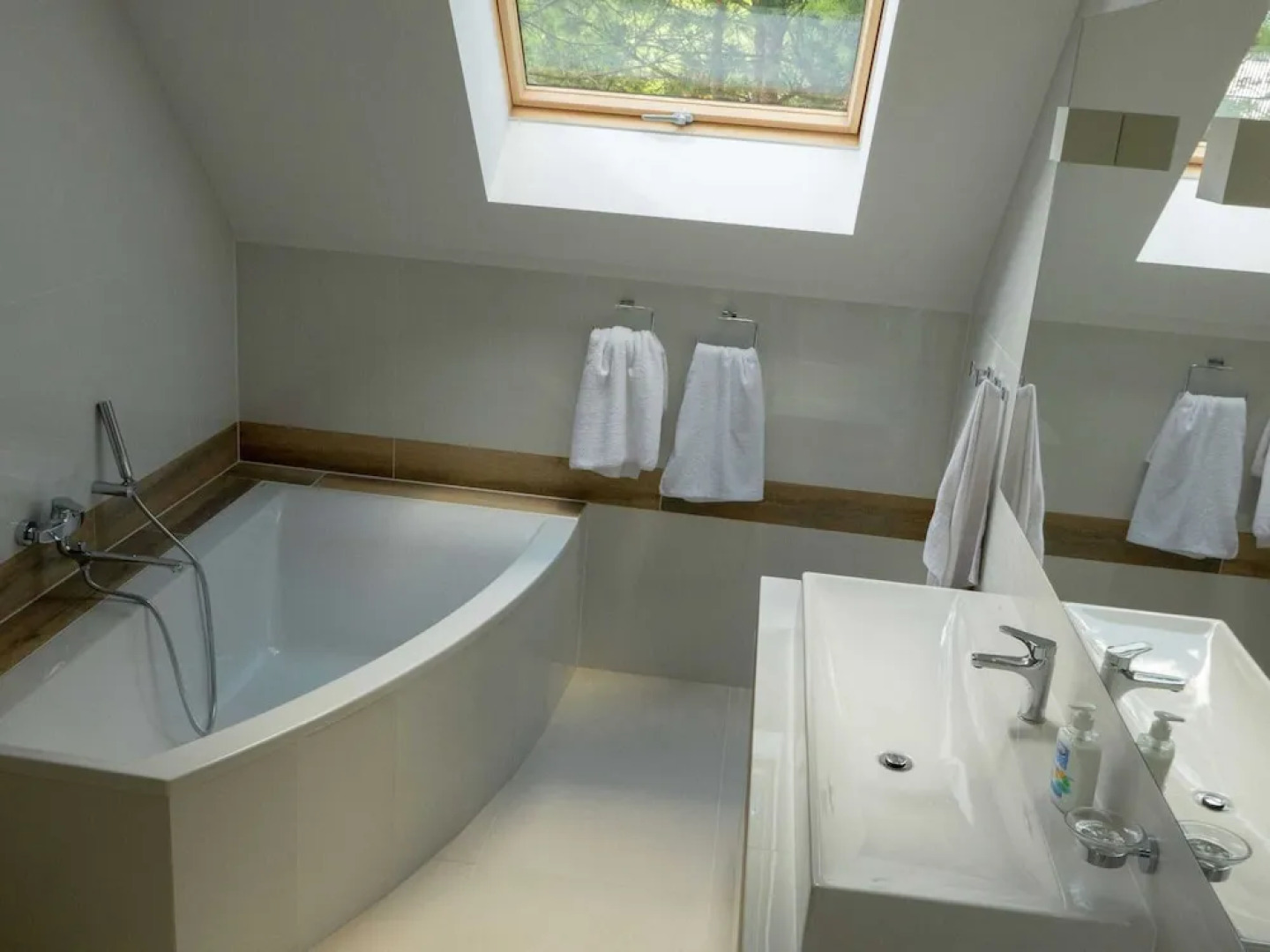 Glass Cottage in Jelenska Huta With Terrace