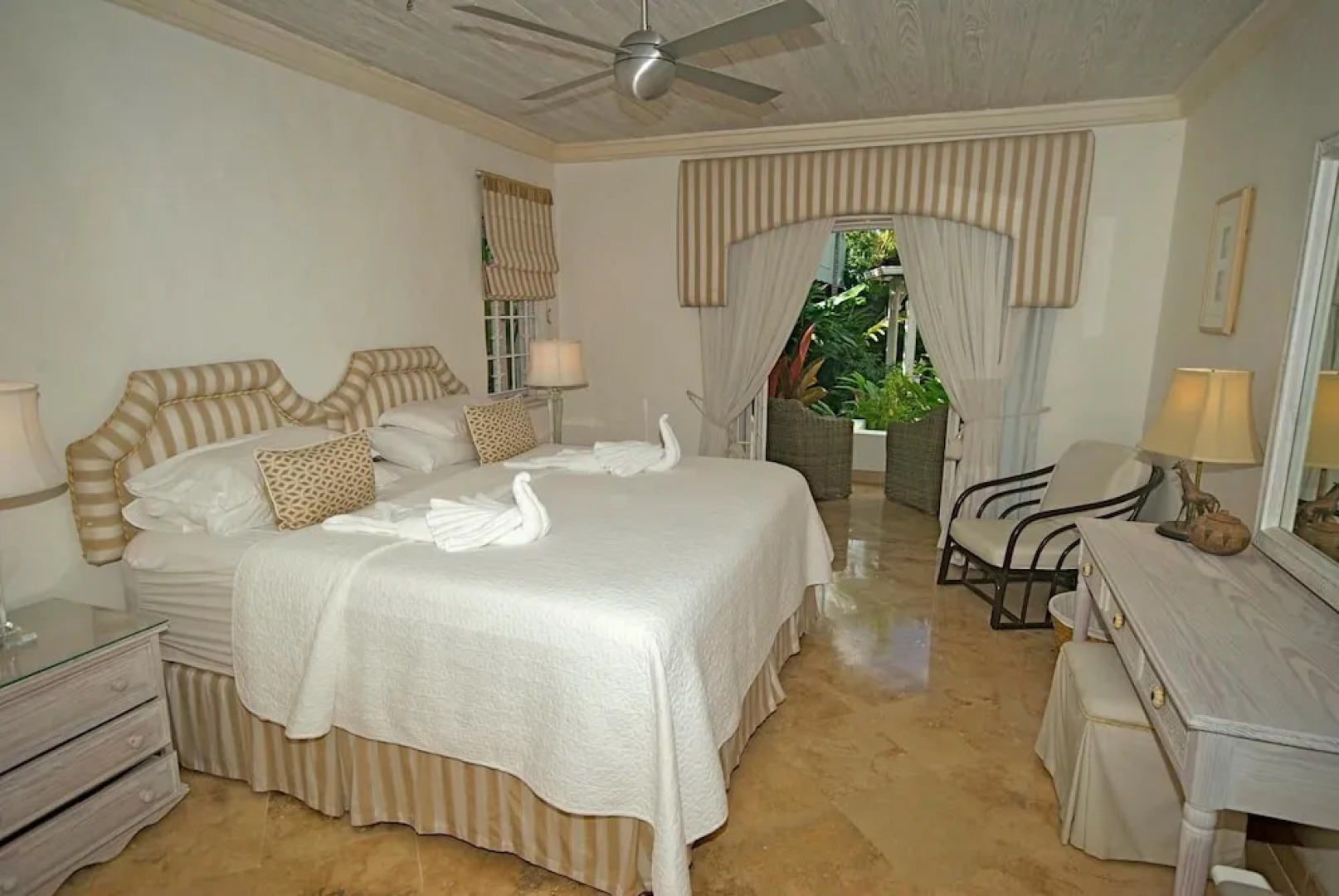 Emerald Beach 4 Plumbago by Altman