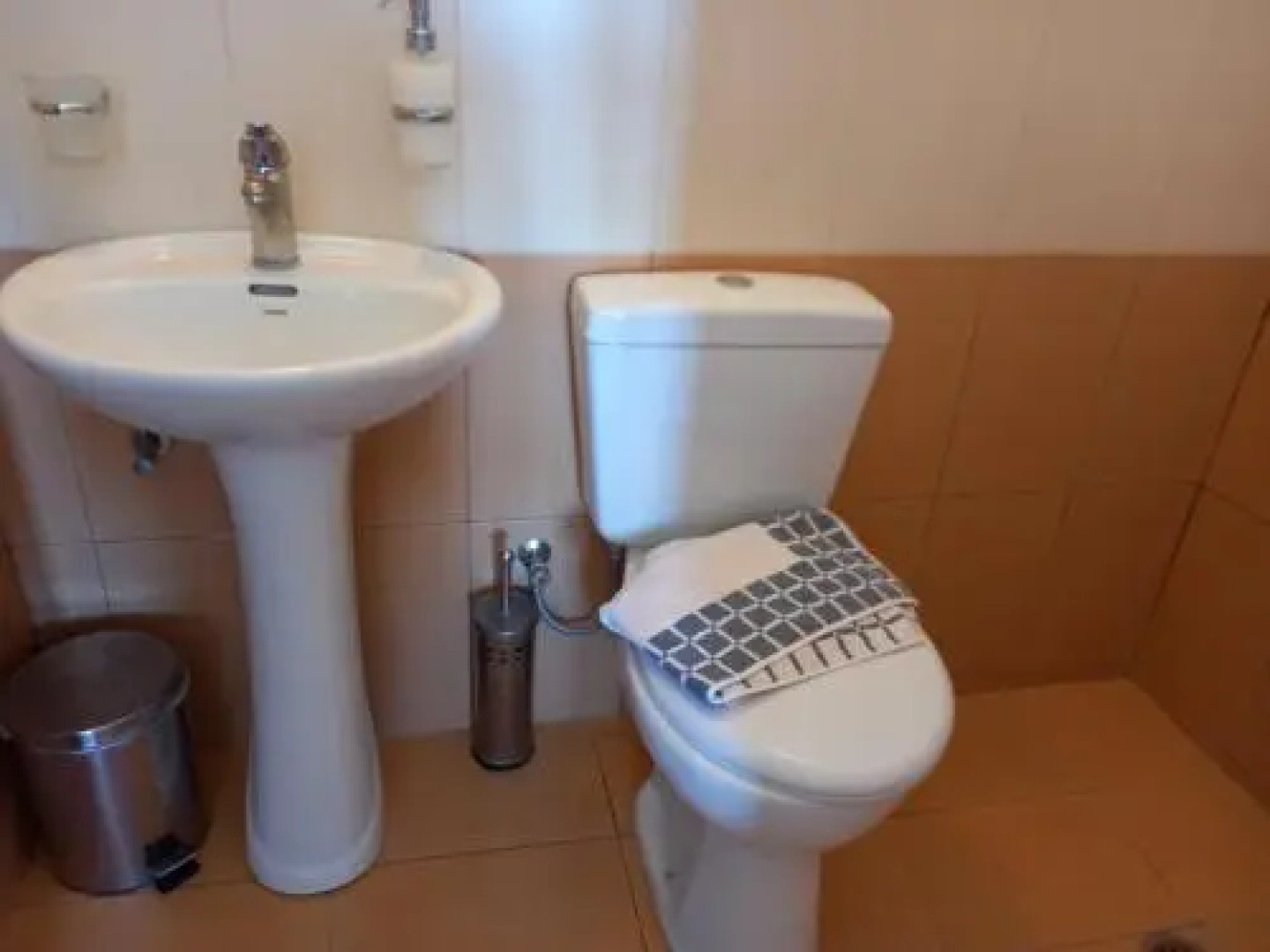 Maistrali Studios & Apartments