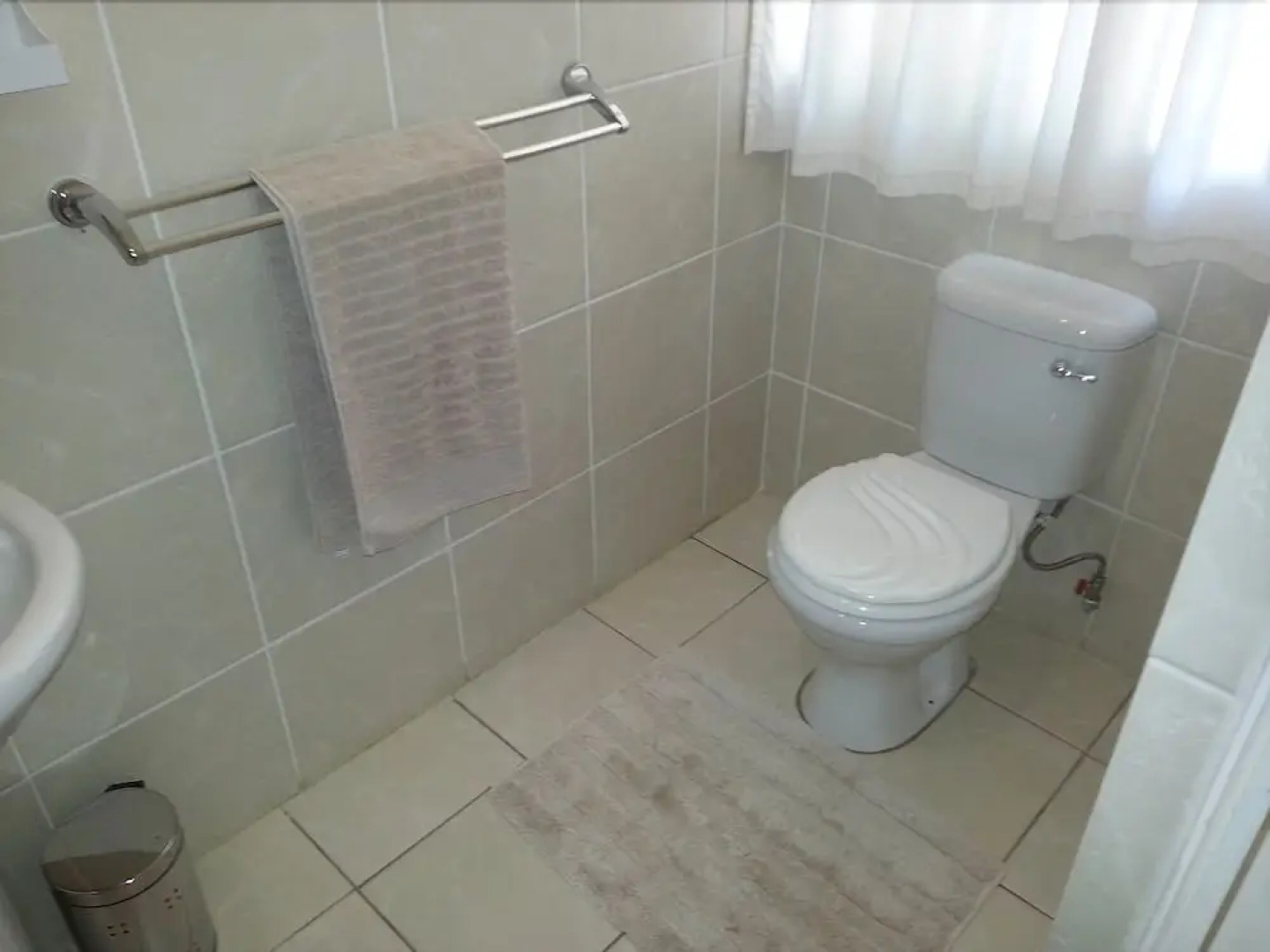 Windchime Guest Manor