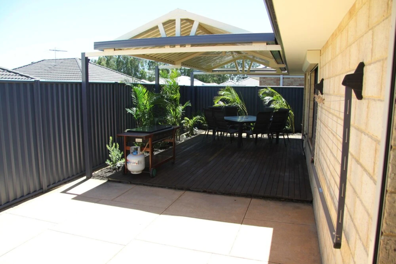 Byford House on the Scarp