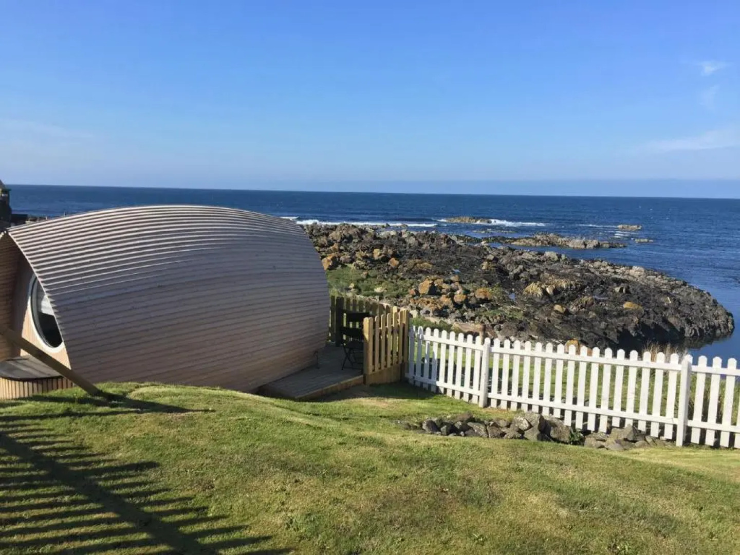 Door to the Shore - Seafront Cottages