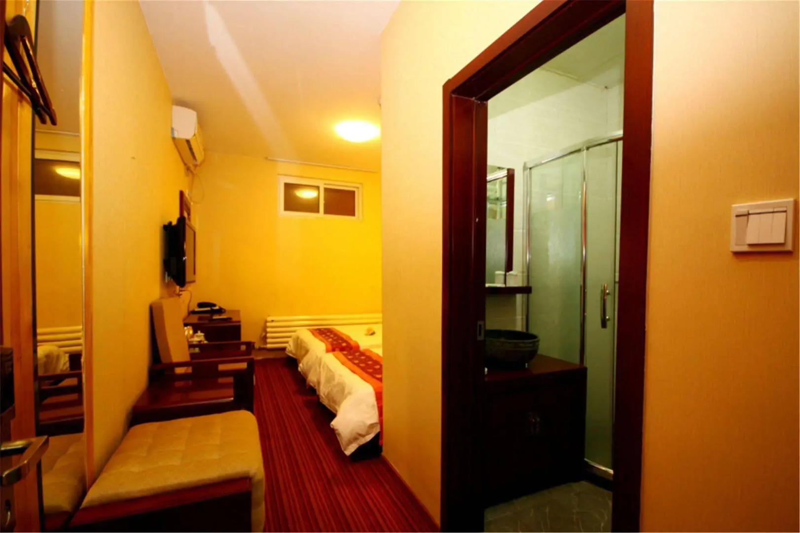 Chinese Culture Holiday Hotel