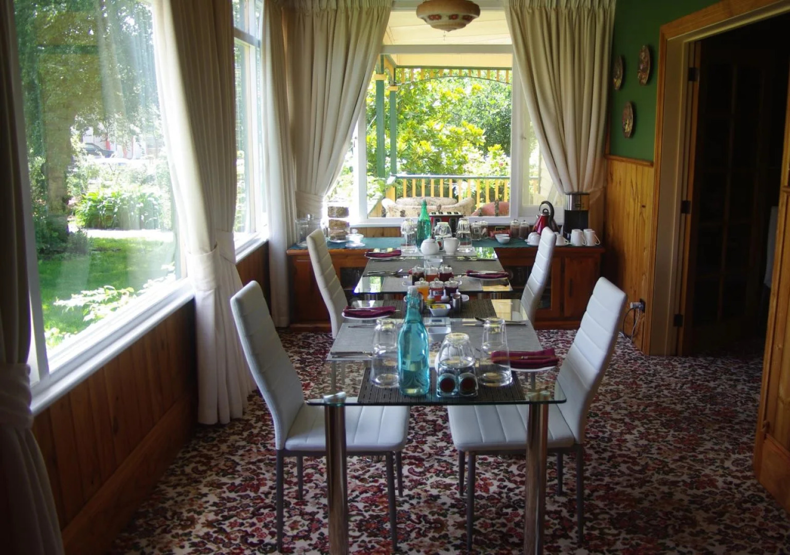 Cygnets Secret Garden