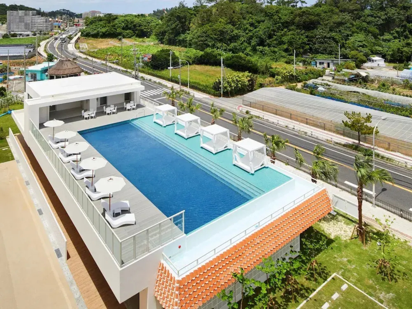 LOISIR Living Suites SERAGAKI