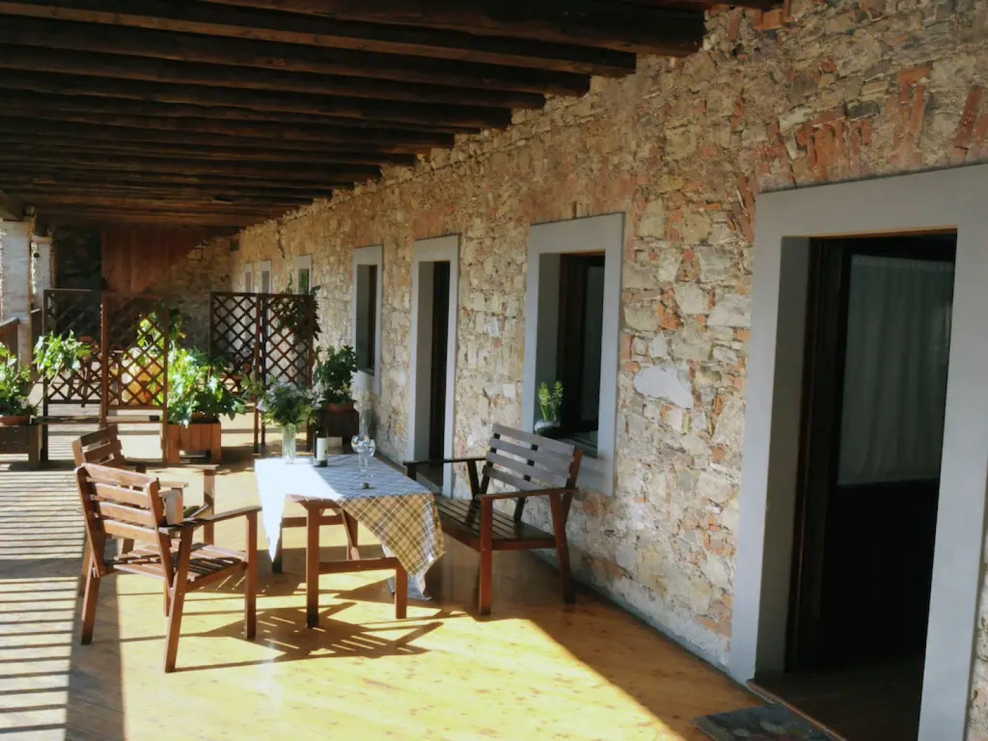 Spacious Apartment in Monticelli Brusati with Pool