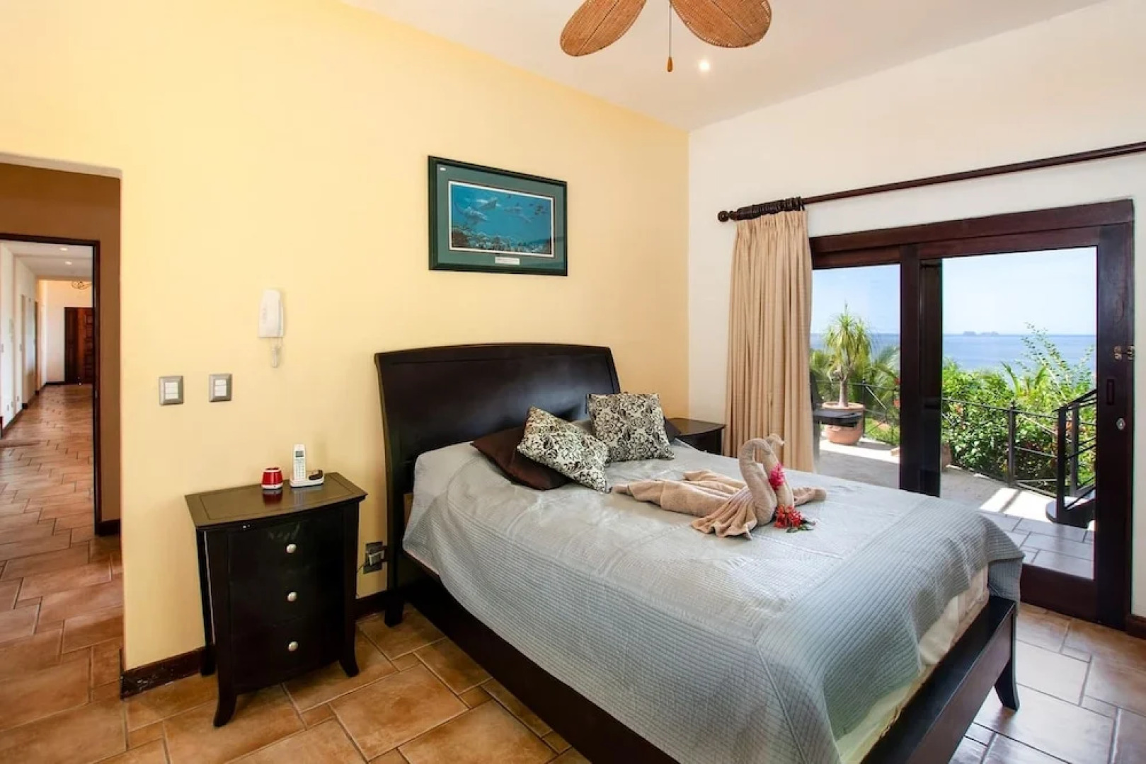 3-bedroom villa with pool - party deck and sweeping ocean views