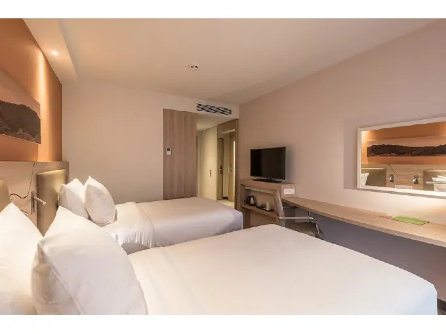 Hampton by Hilton Freiburg