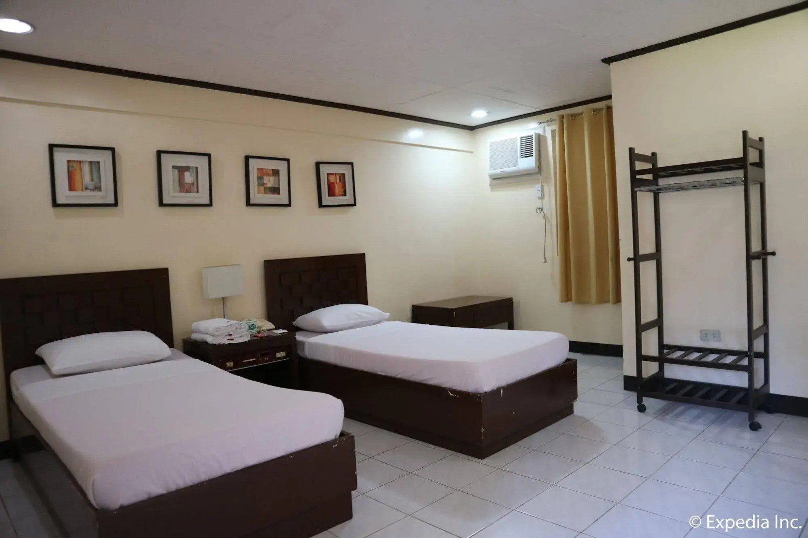 Riverview Resort & Conference Center