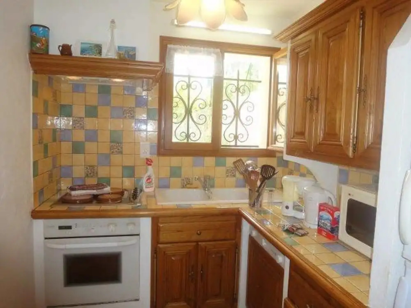 Apartment With one Bedroom in Le Bar-sur-loup, With Wonderful Mountain View, Enclosed Garden and Wifi