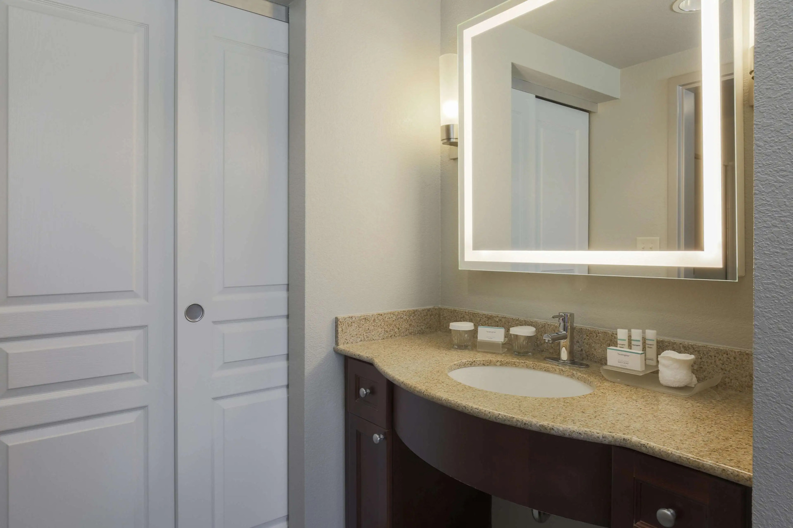 Homewood Suites Southwind - Hacks Cross