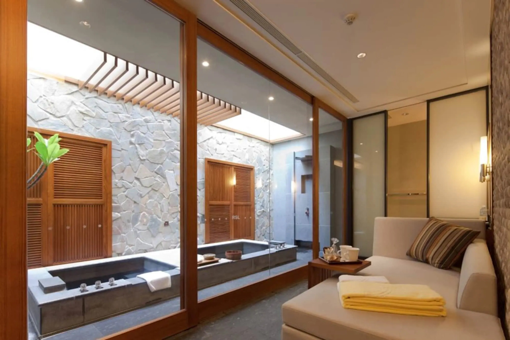 RSL Cold & Hot Springs Resort Suao