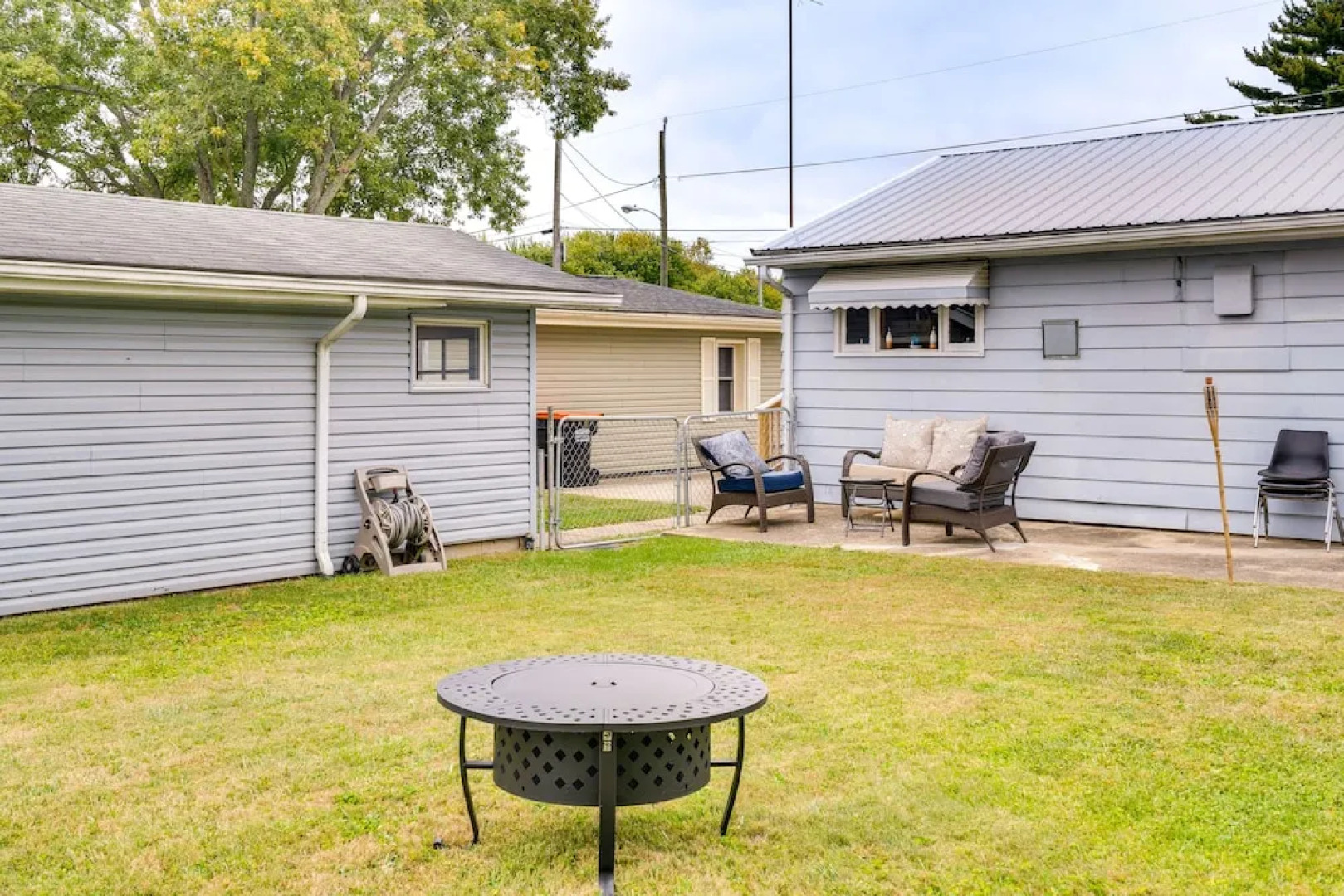 Pet-friendly Ohio Retreat w/ Patio & Fire Pit!