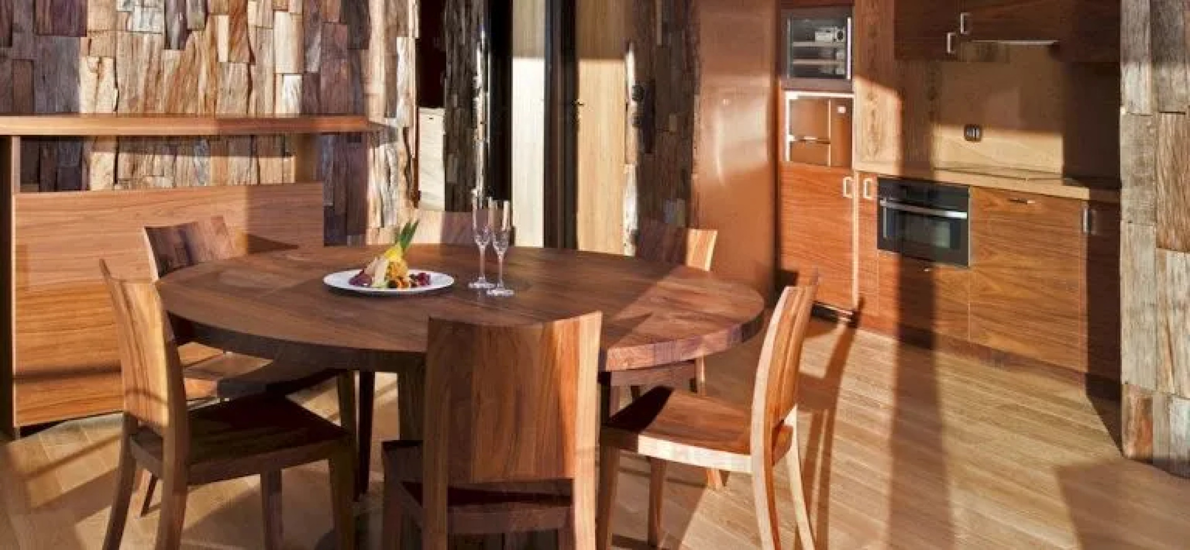 CastaDiva Residences