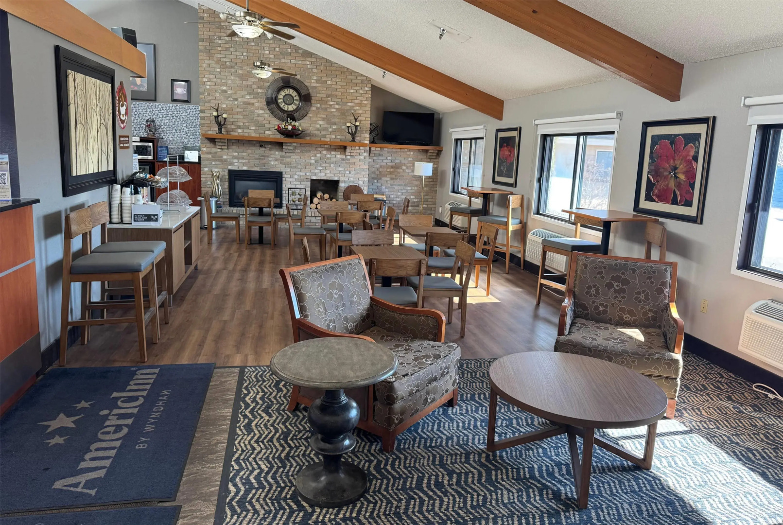 AmericInn by Wyndham Albert Lea