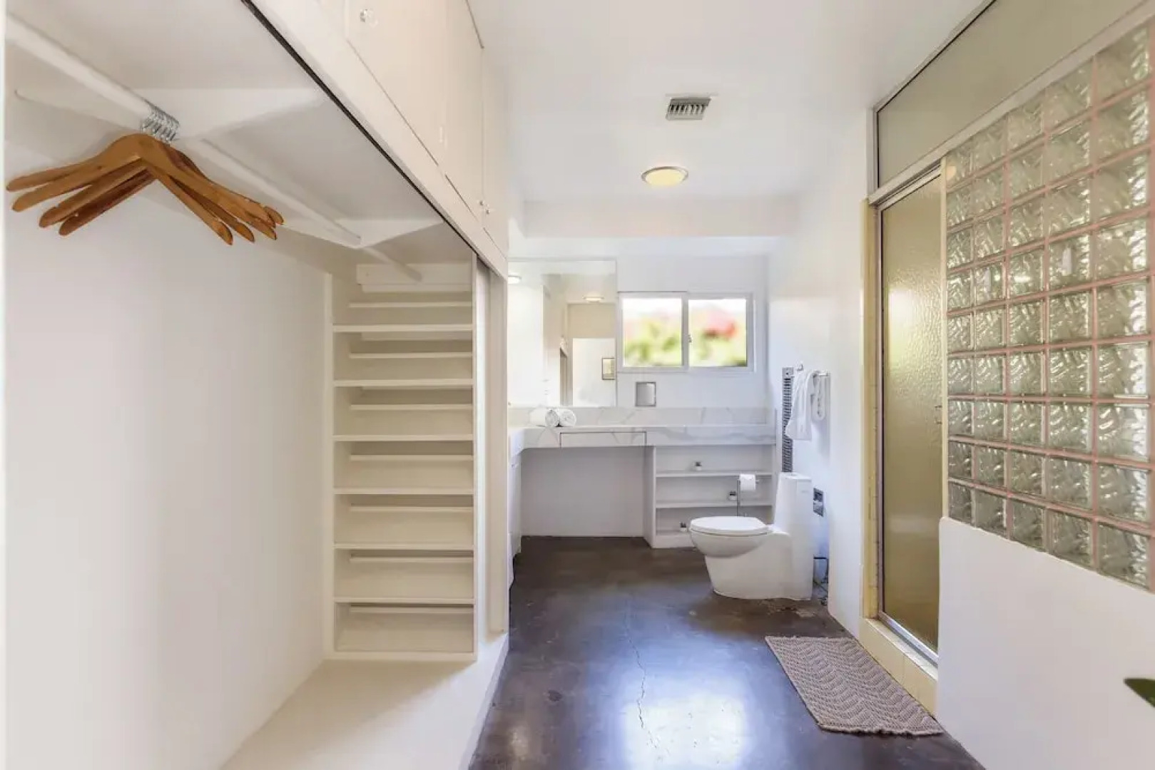 Casa Veronica by Oraklus