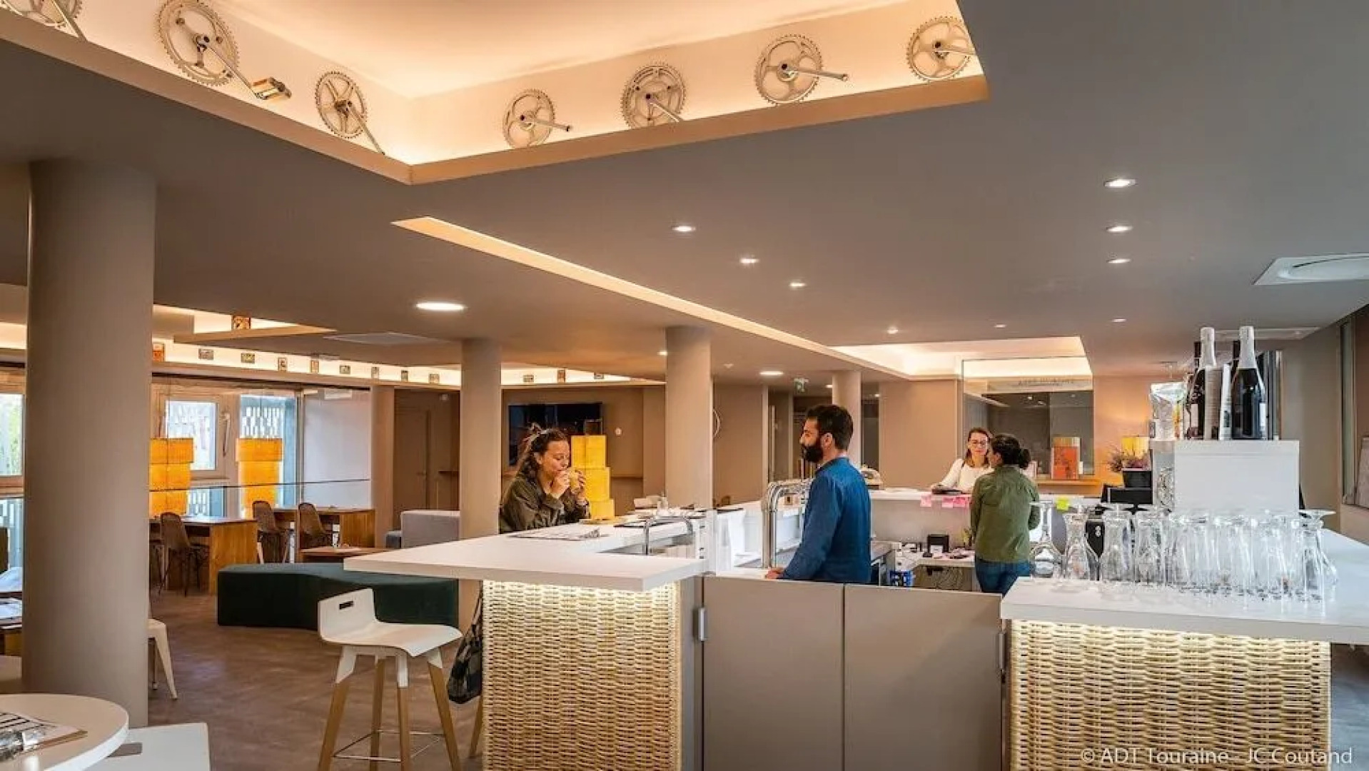 The People Hostel - Tours