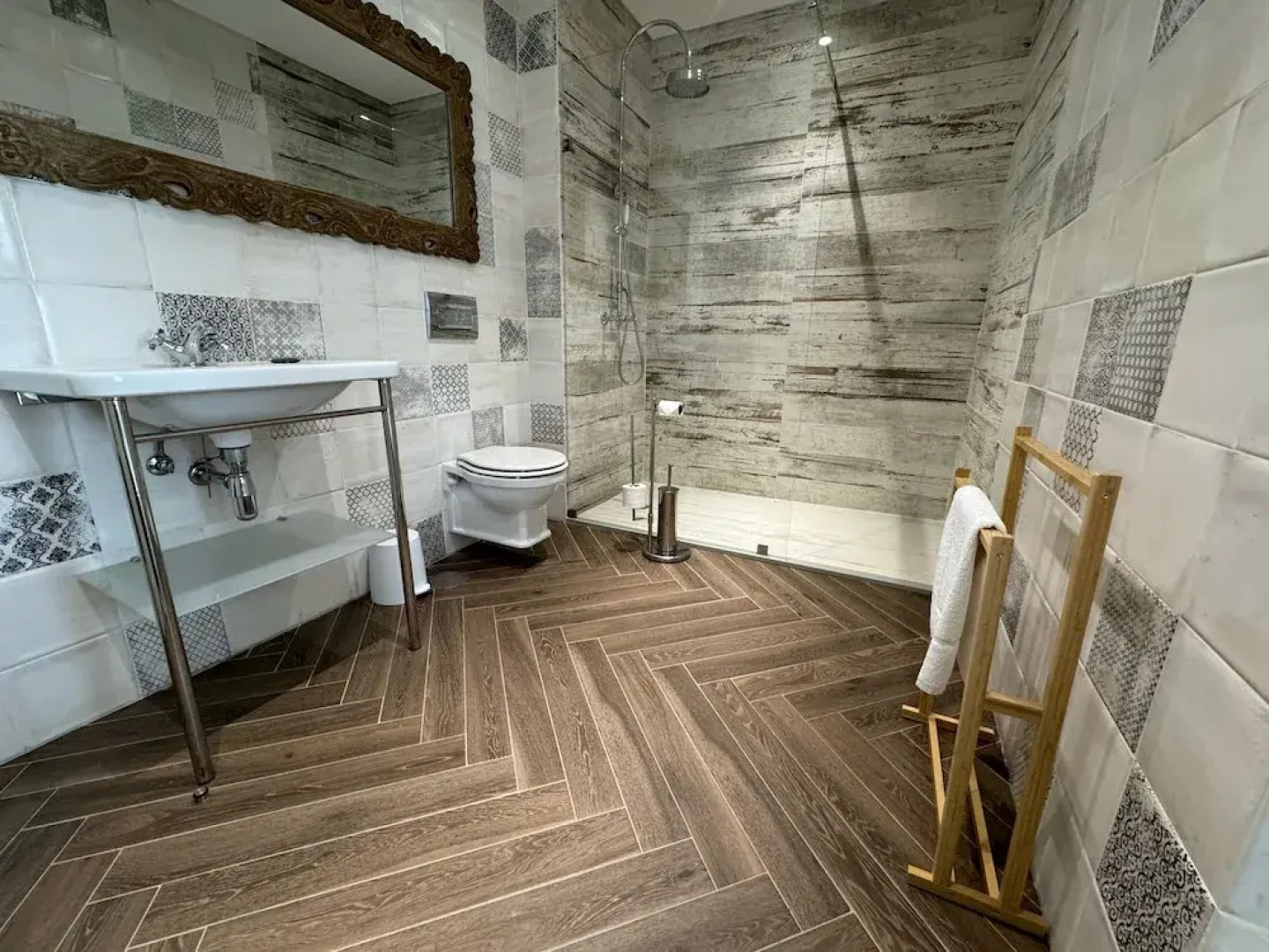 Ocean View Apartments - Ocean View