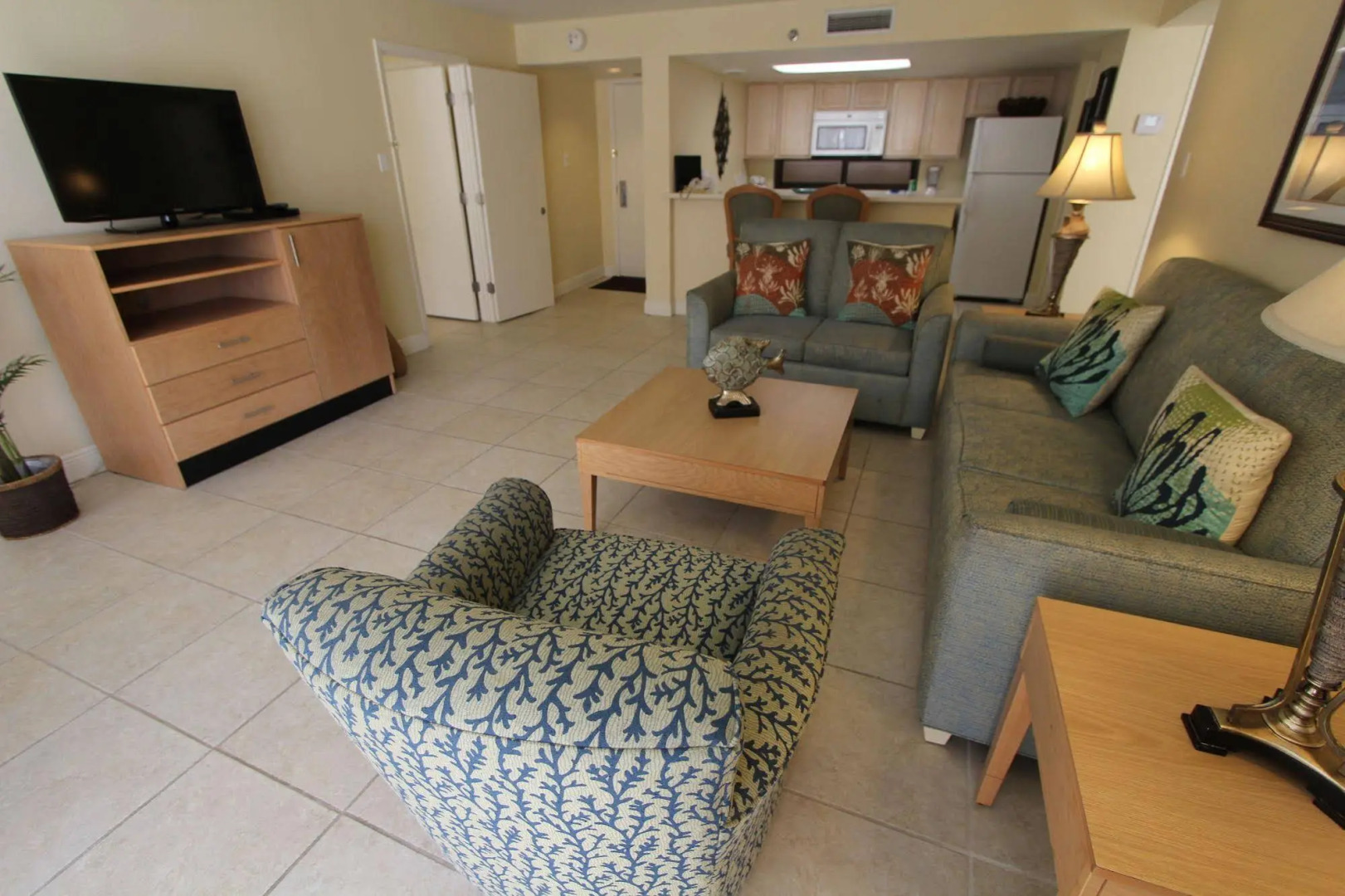 Royale Beach and Tennis Club