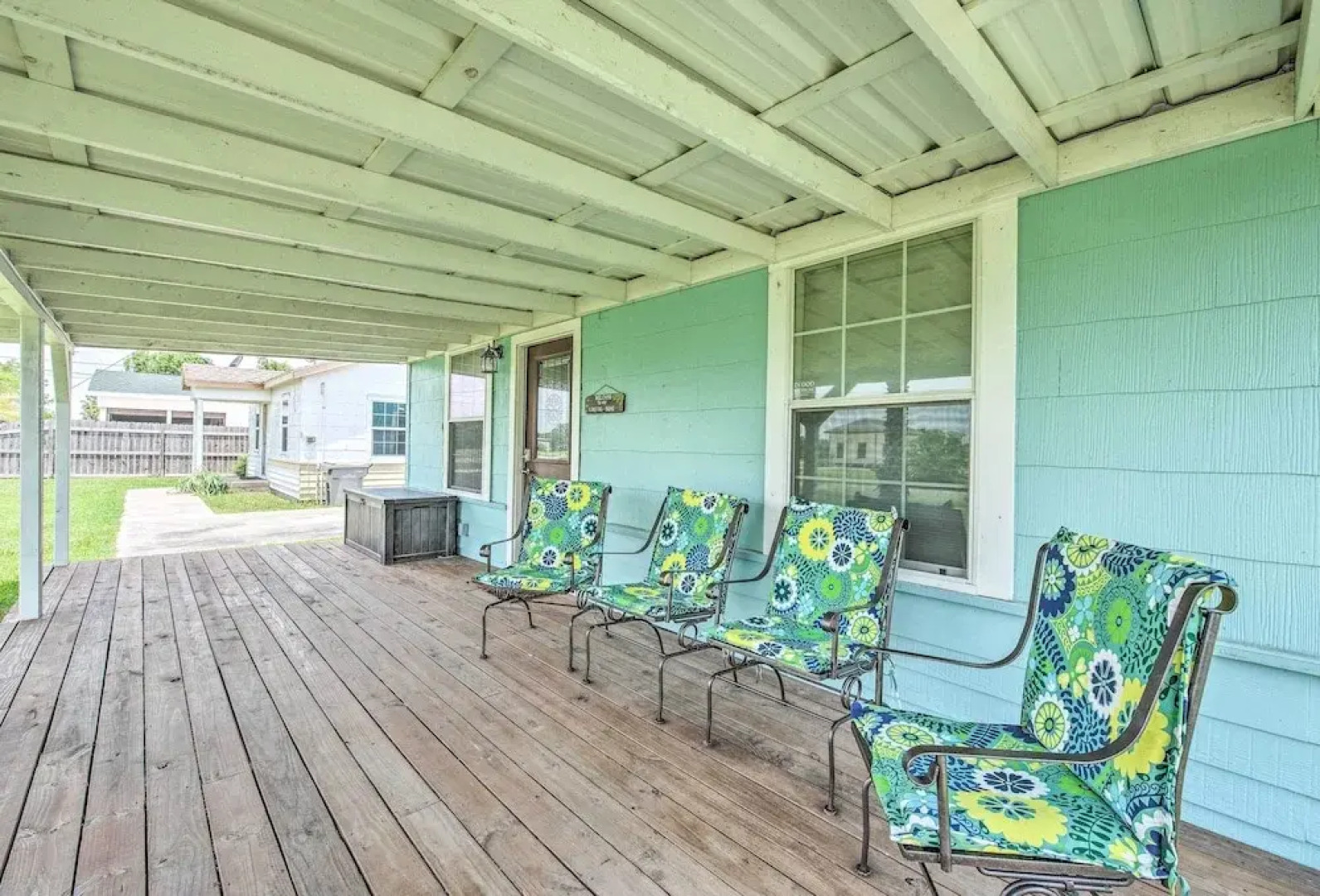 Half-mi to Seadrift Harbor: Seadrift Home w/ Deck