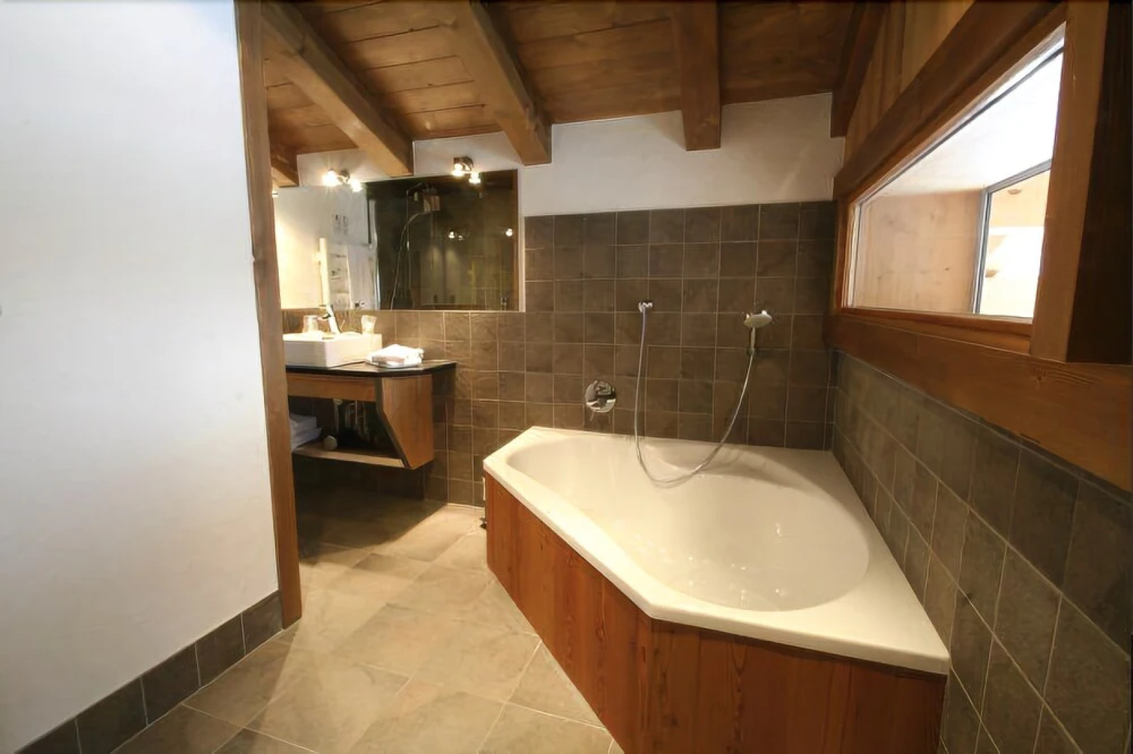 Le Delta Hotel & Spa