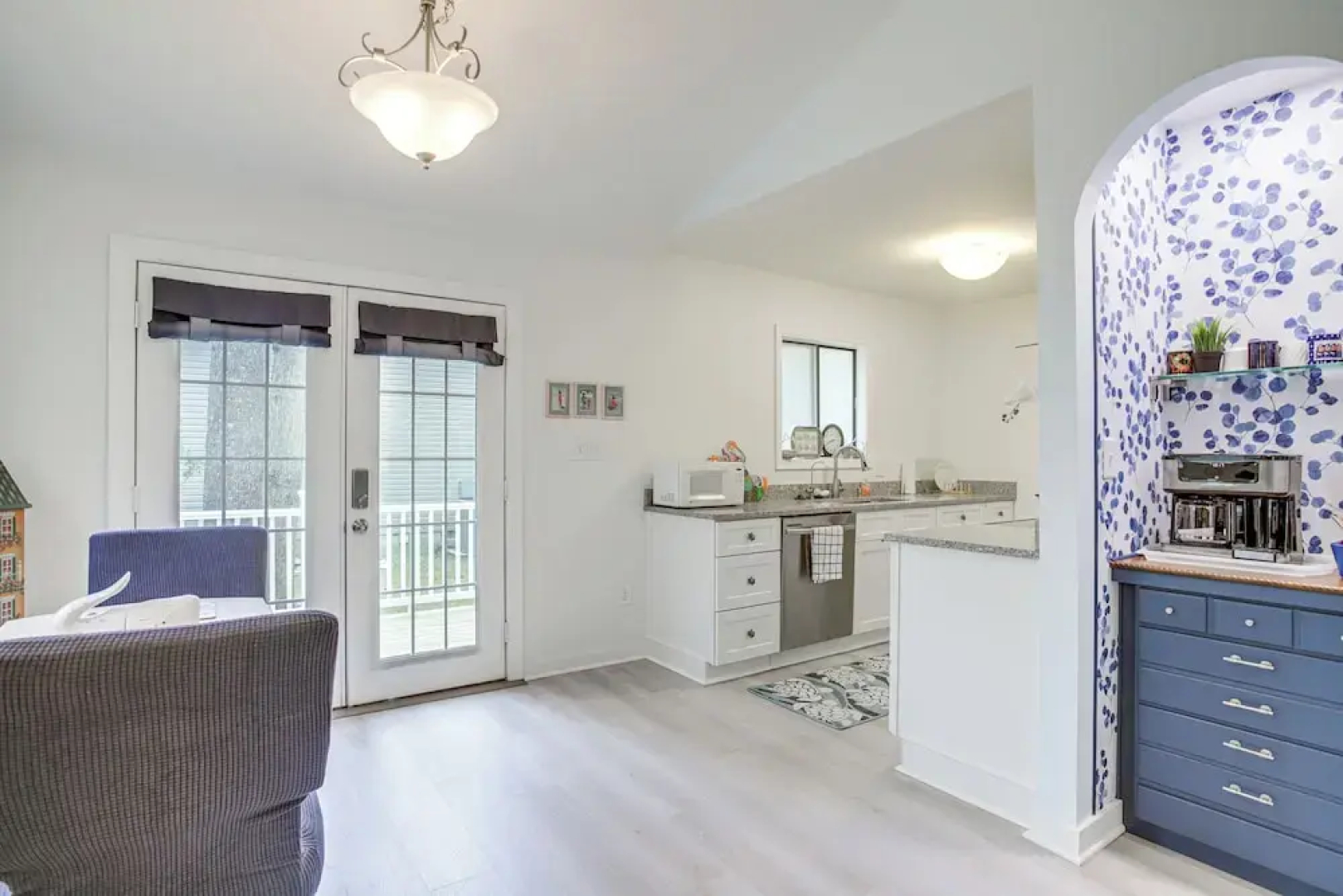 Charming Ocean Pines Home - 9 Mi to Beach!