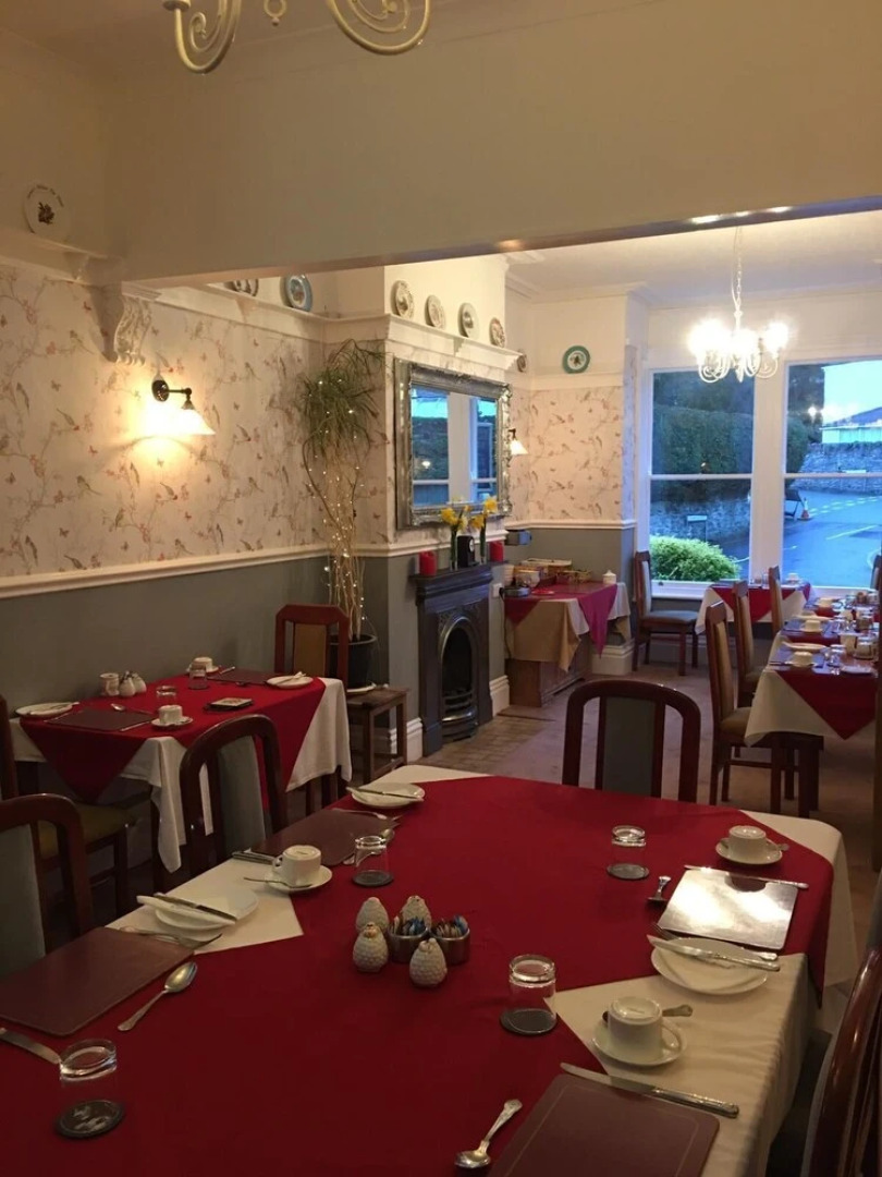 Hillcrest Guest House