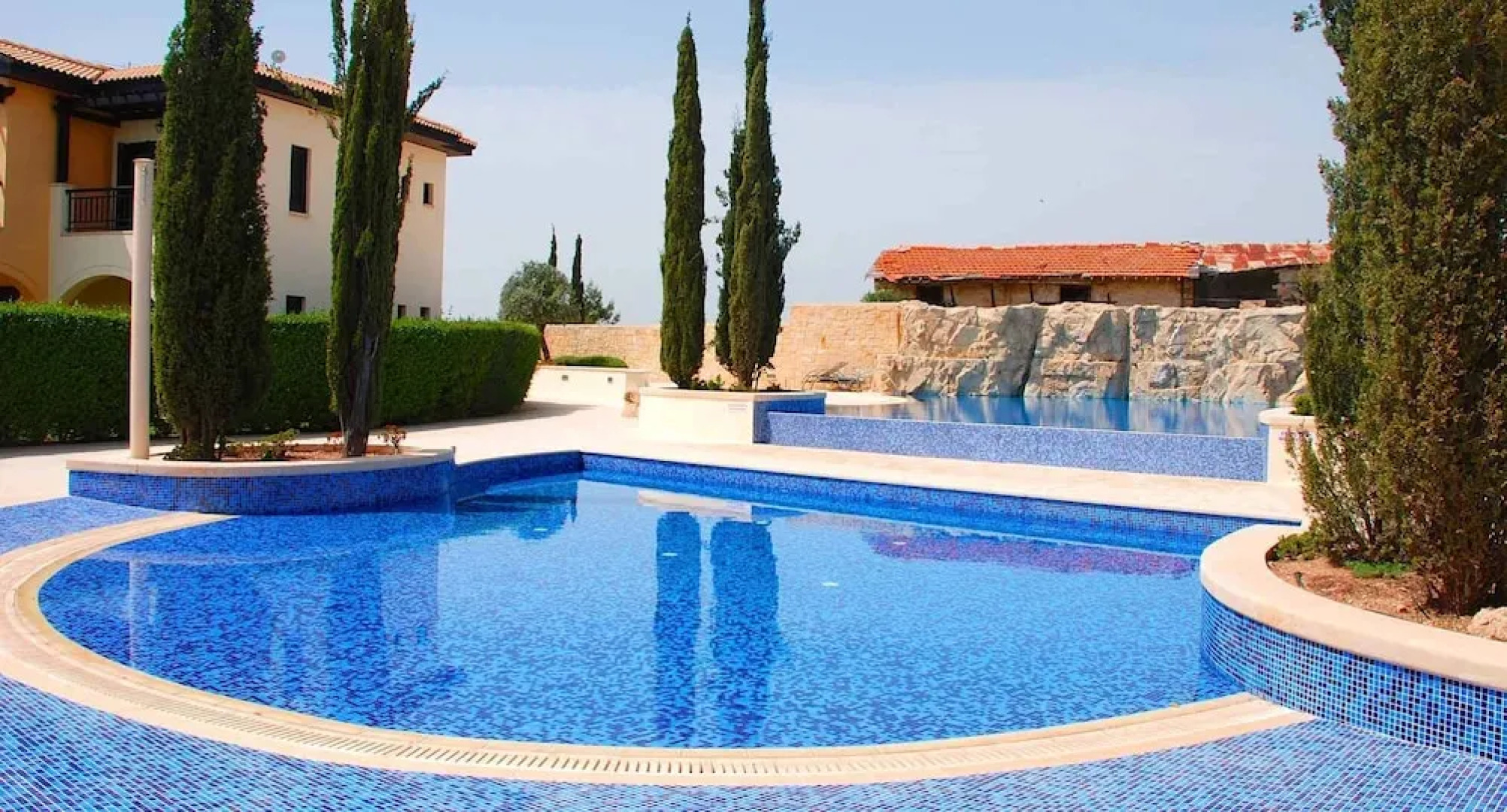 Lovely 2 bedroom apartment 'E11' - with pretty views, communal pool and resort facilities, Orpheus Village on Aphrodite Hills Resort