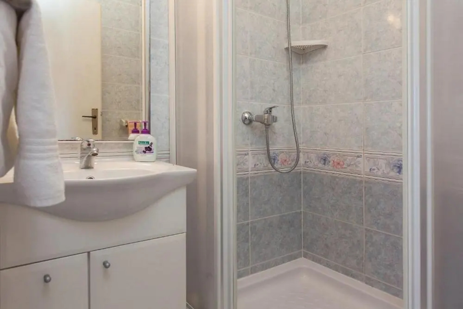 Summerheaven Apartments