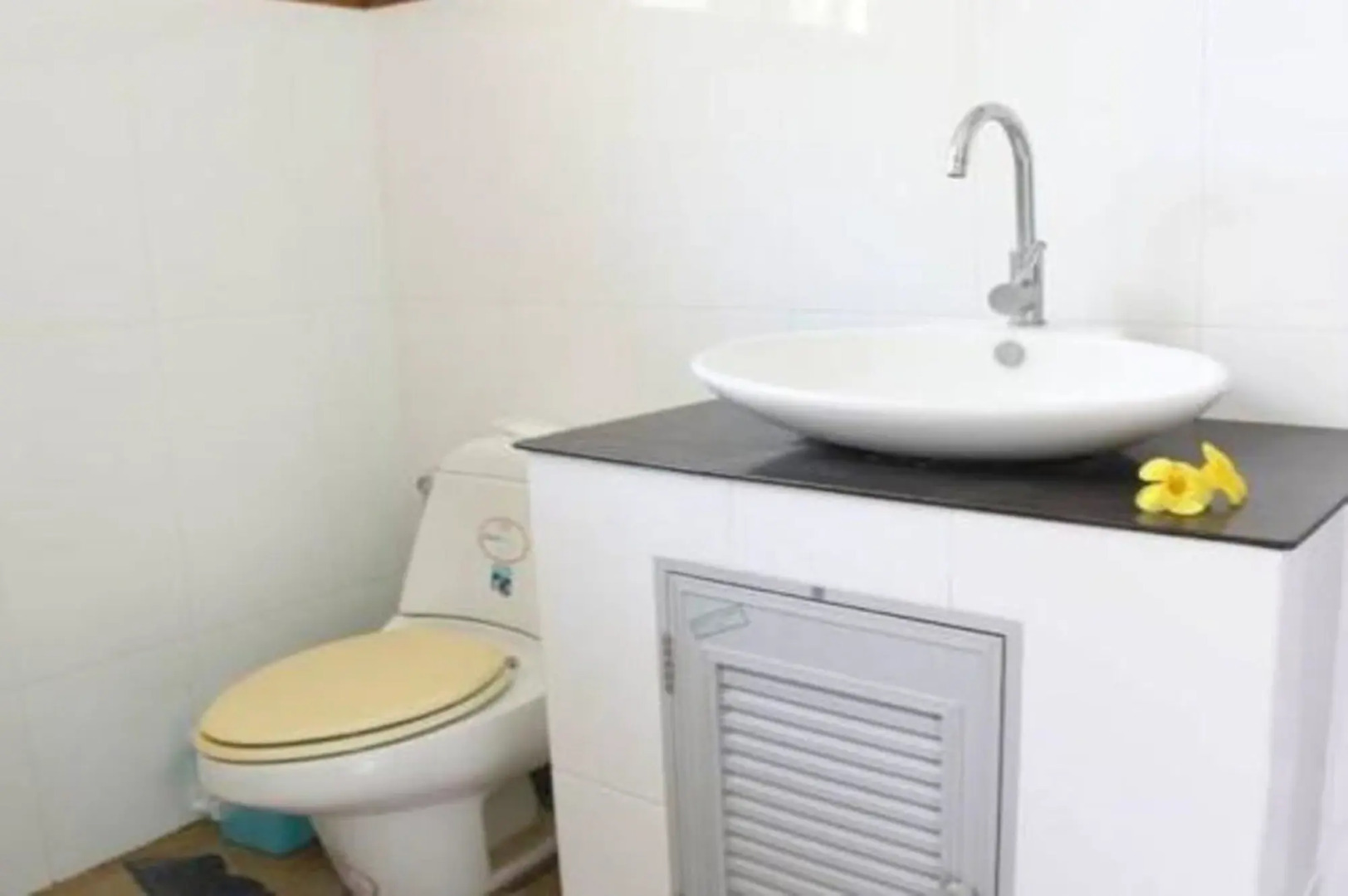 Khanom Sunrise Beach Hotel