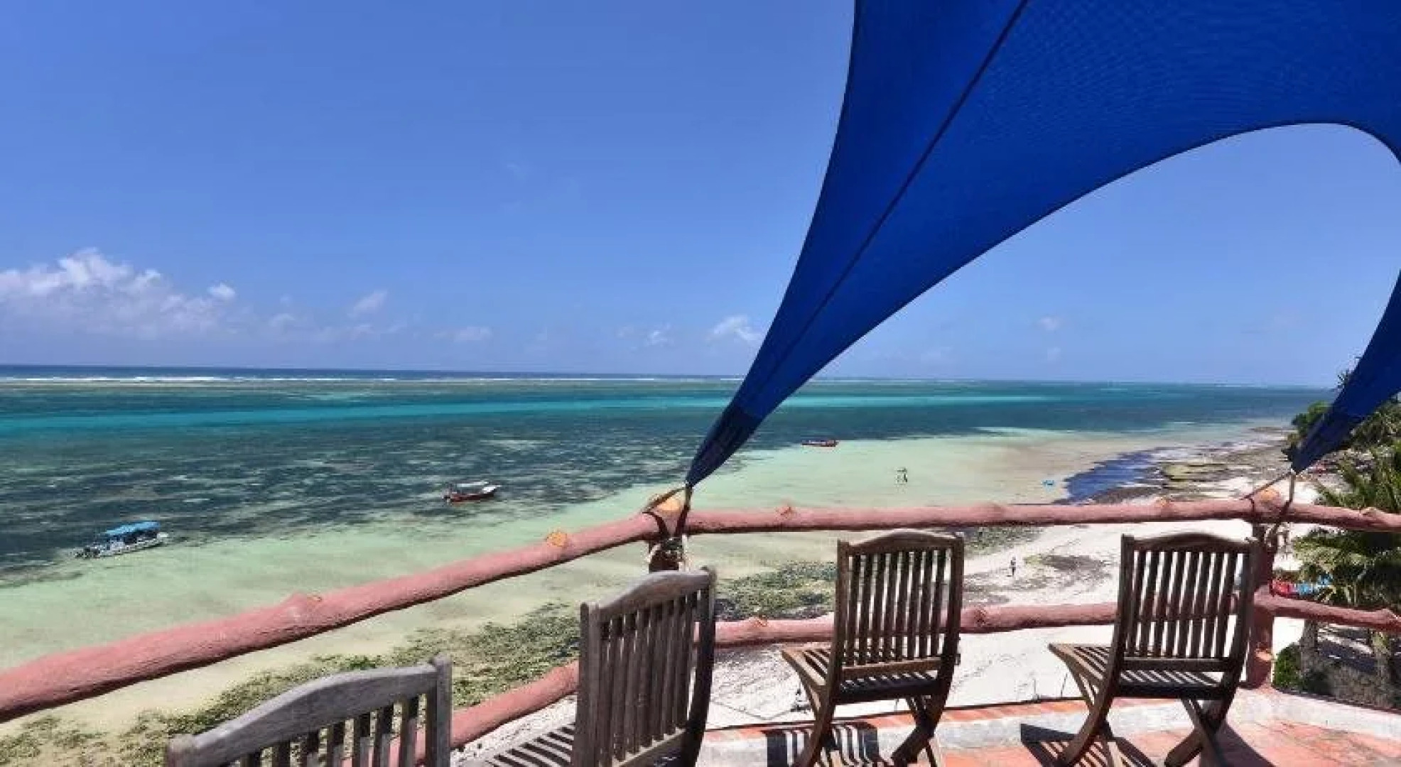 Bahari Dhow Beach Villas