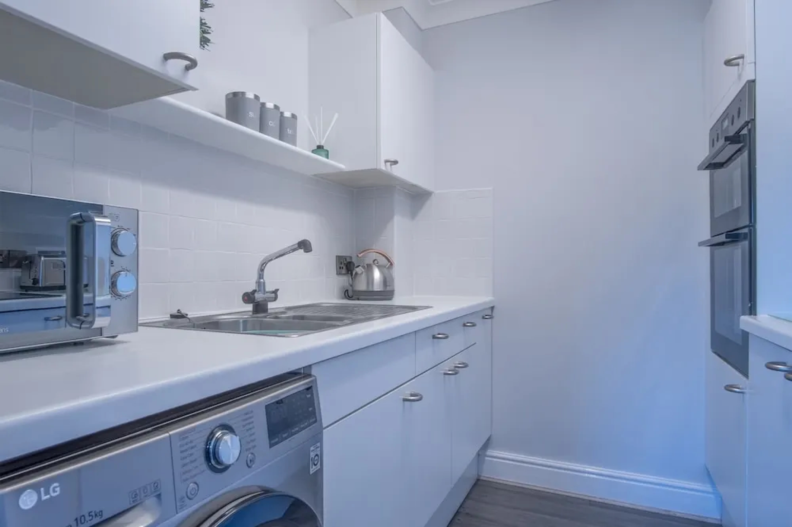Marina View - 1 Bed Apartment - Neyland