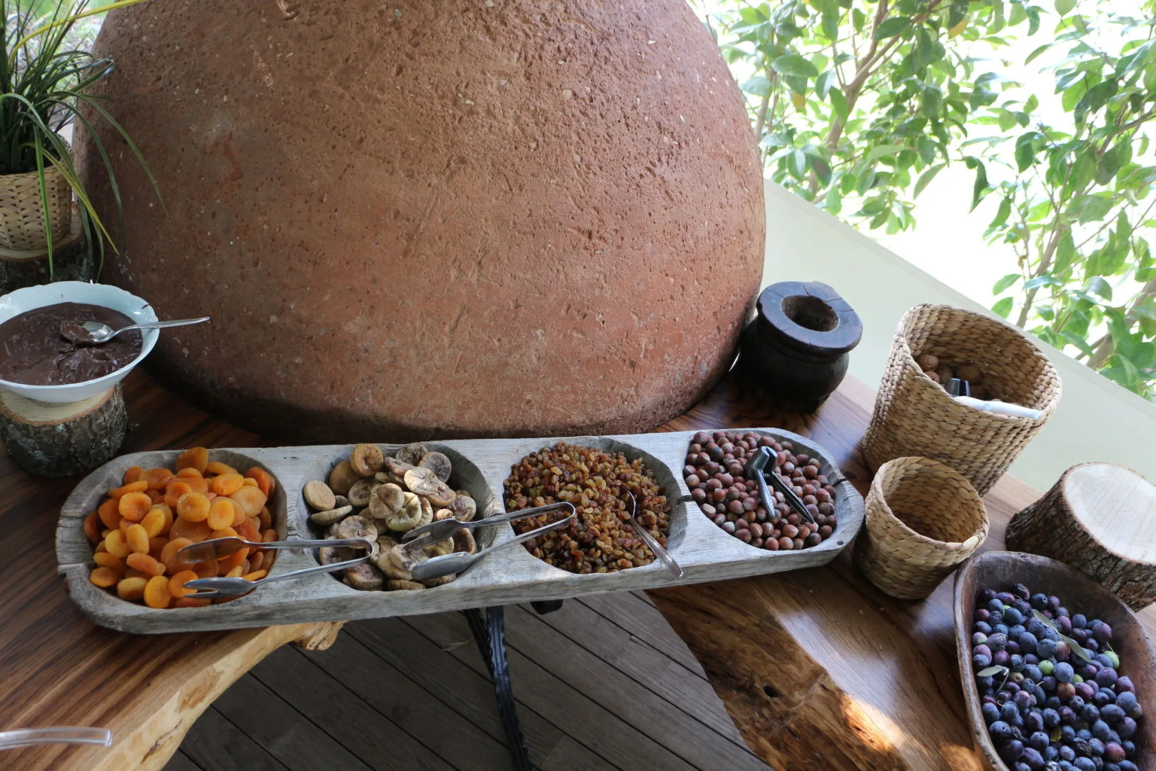 Kefi Beach and Suites