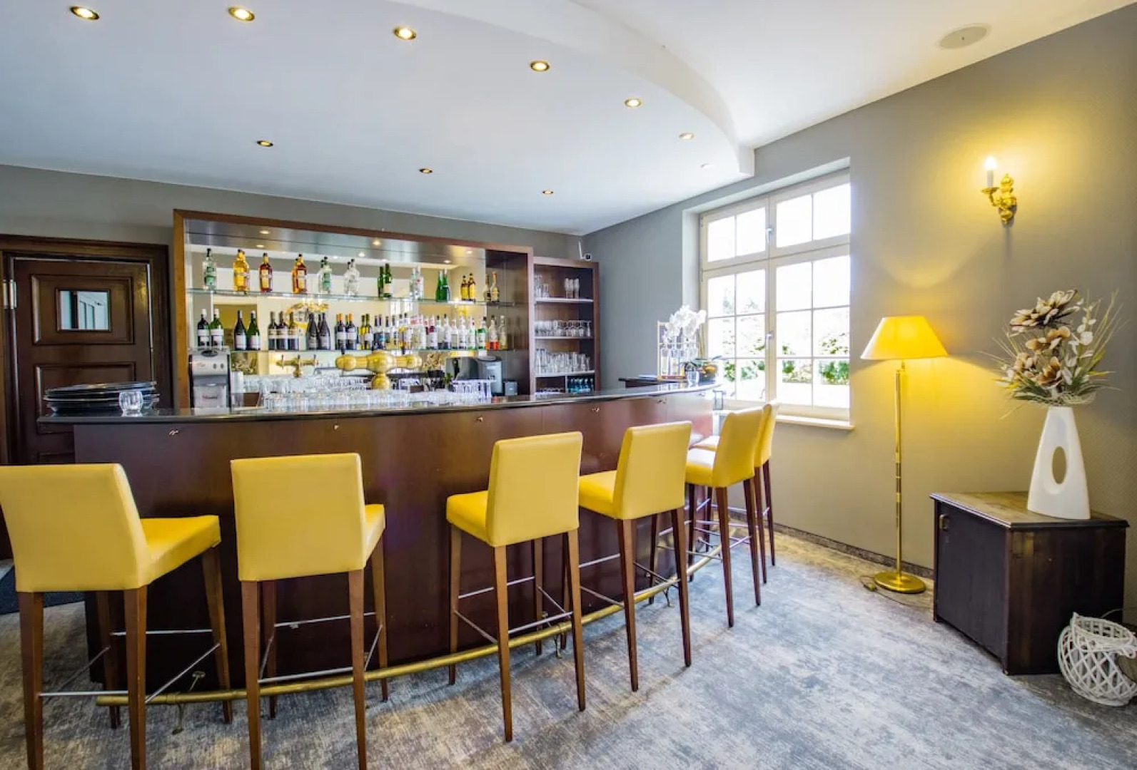 Seehotel Grossraeschen