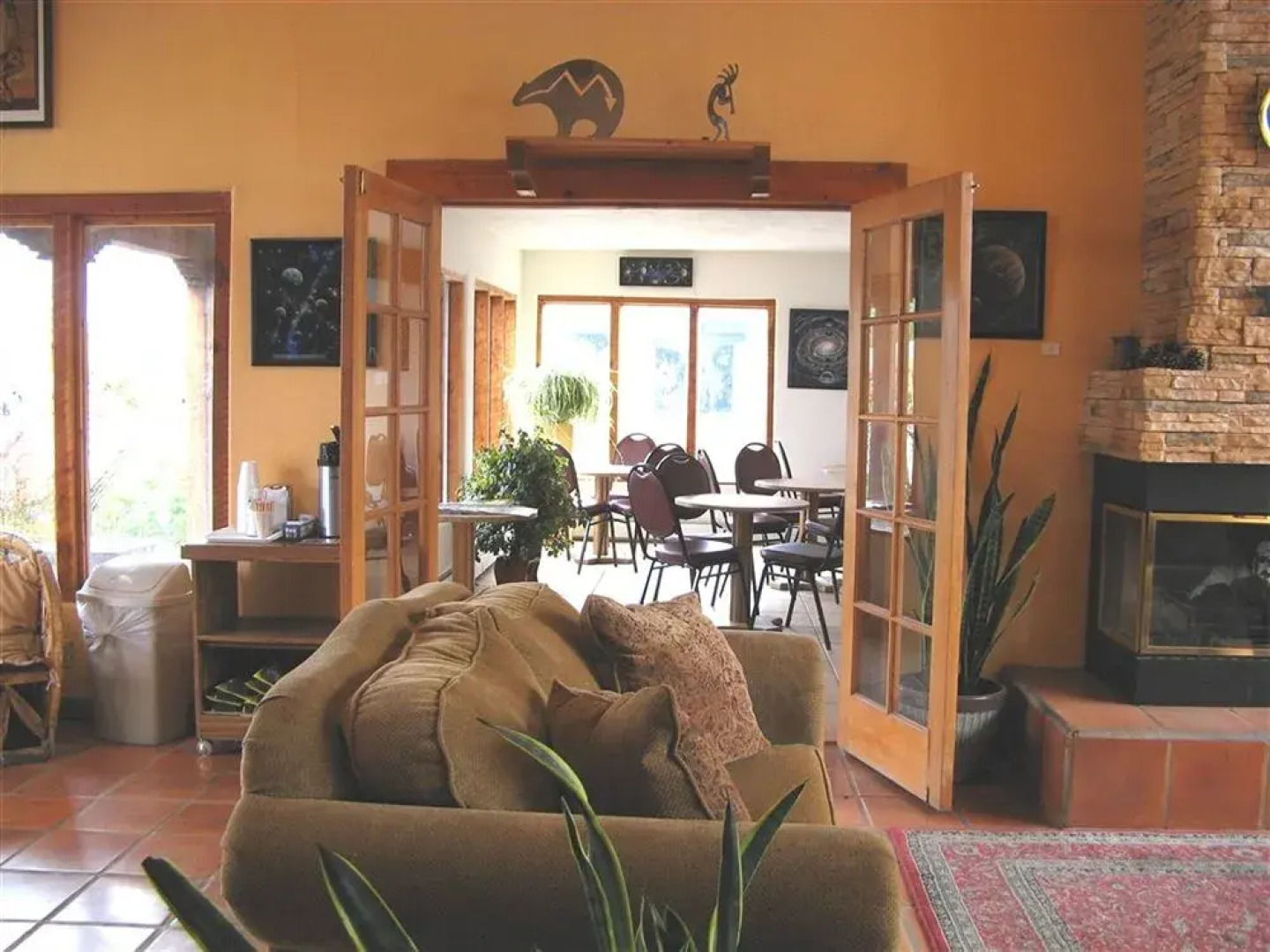 Indian Hills Inn, Taos Plaza