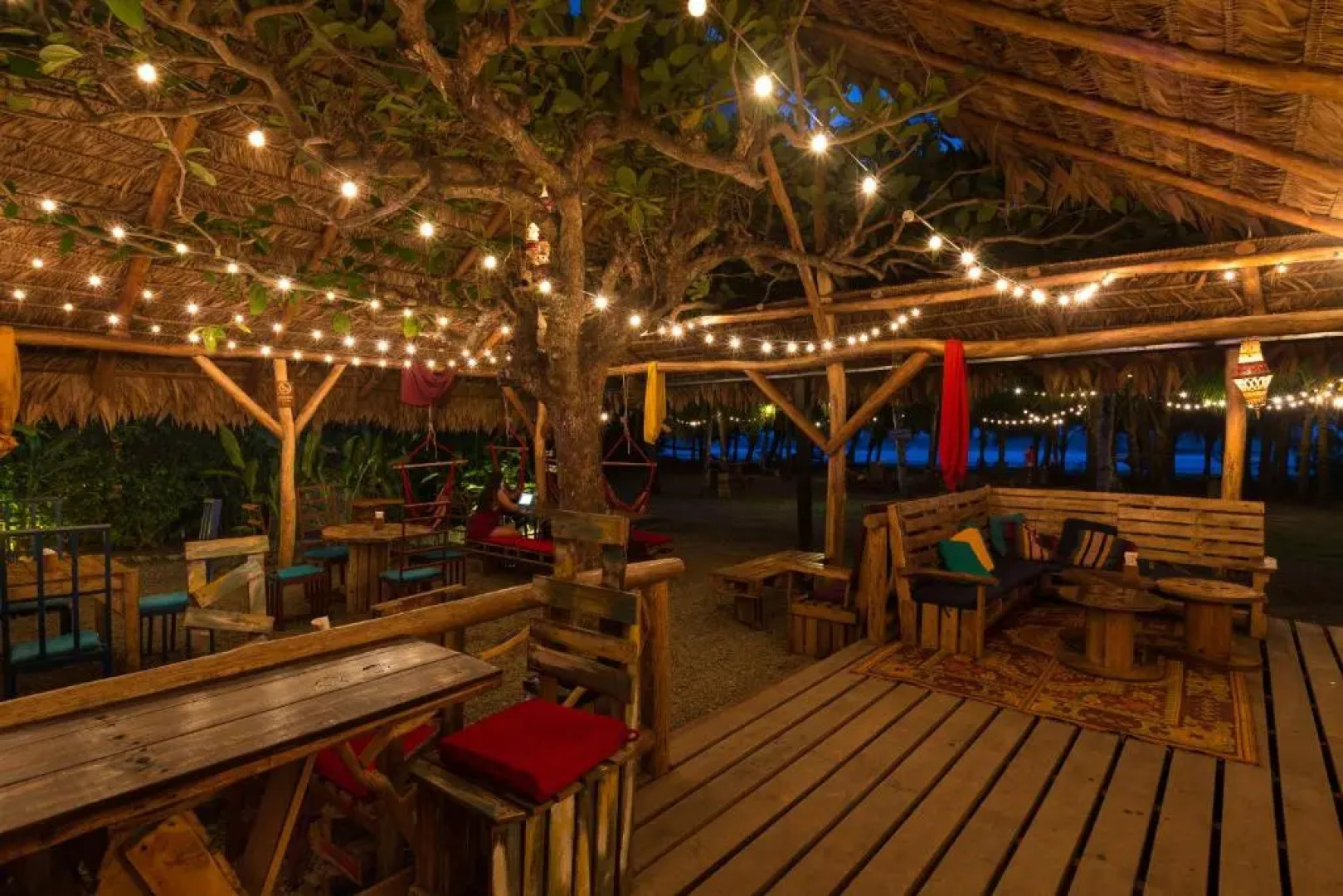 Playa 506 Beachfront Hostel