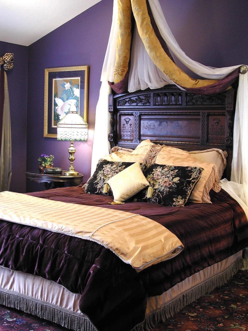 Hearthstone Elegant Lodge by the River