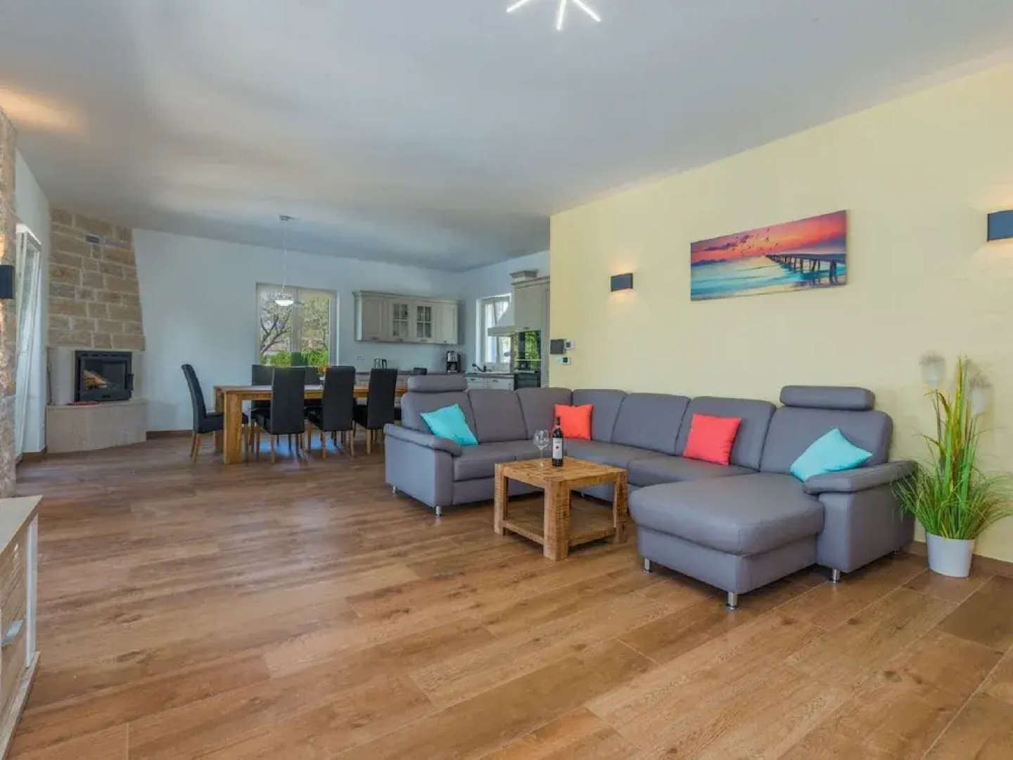 Gorgeous Villa With Private Pool and Covered Terrace & Sea View