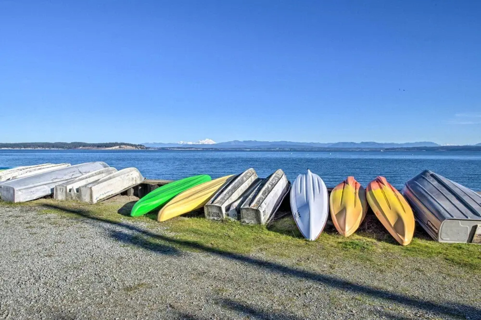 Unique Camano Cabin w/ Mountain + Water Views