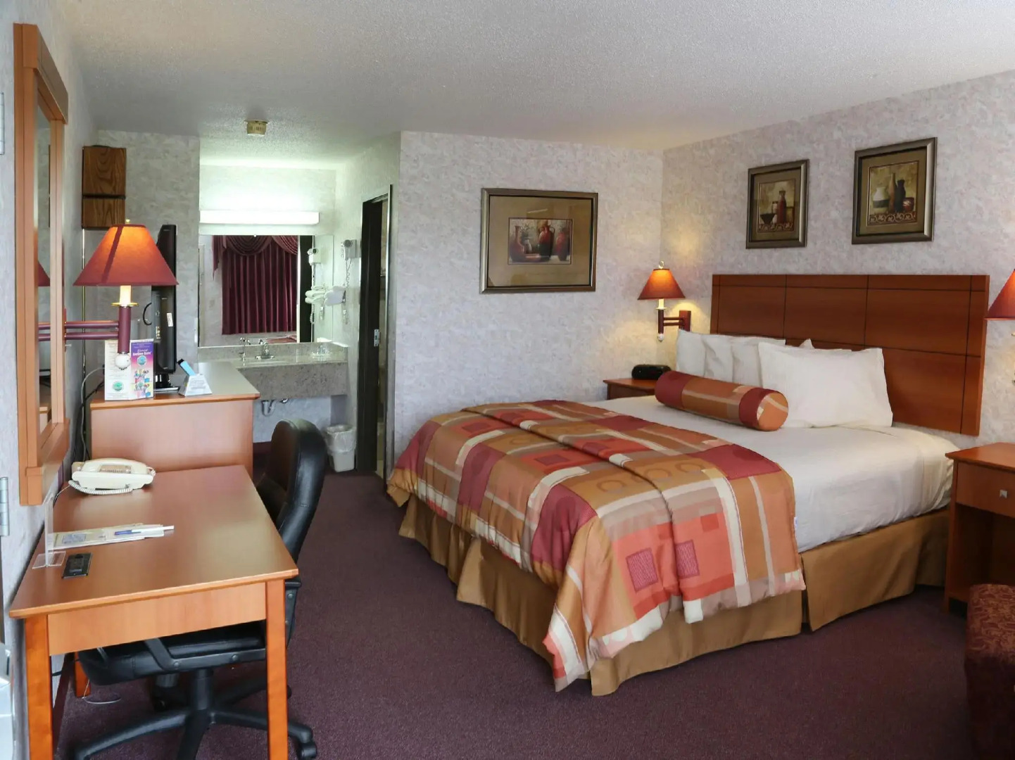 Magnuson Hotel Howell