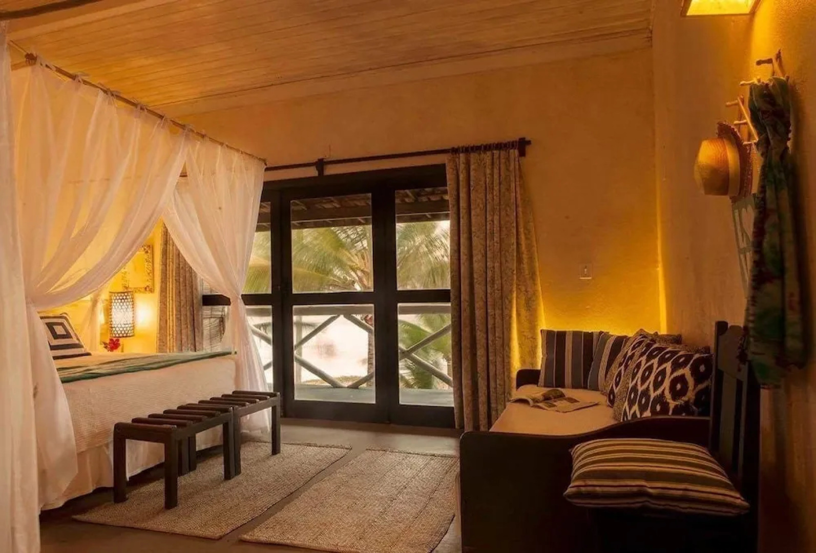 Peninsula Beach Club Hotel