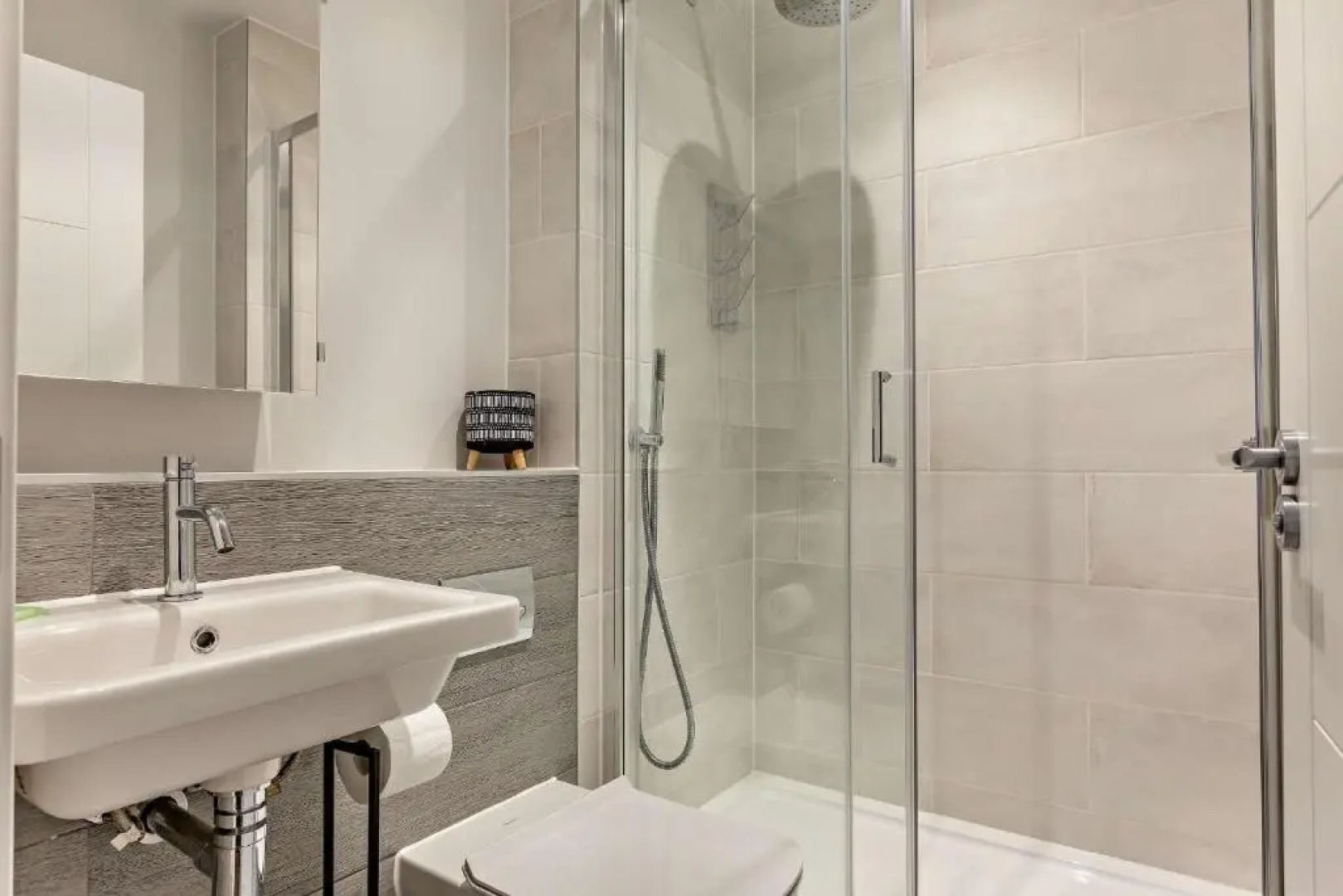 2 Challacombe - Luxury Apartment at Byron Woolacombe, only 4 minute walk to Woolacombe Beach!