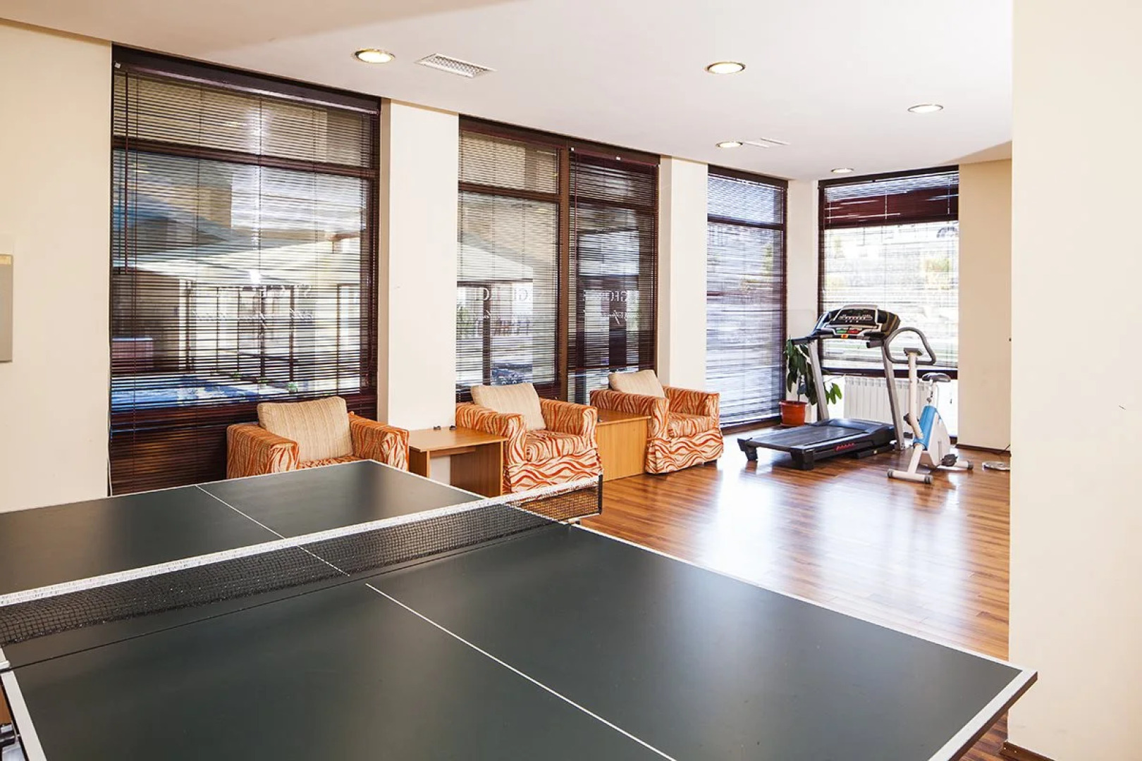 St. George Ski & Holiday