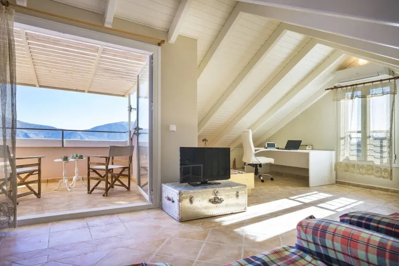 Villa Serenity Sleeps 9