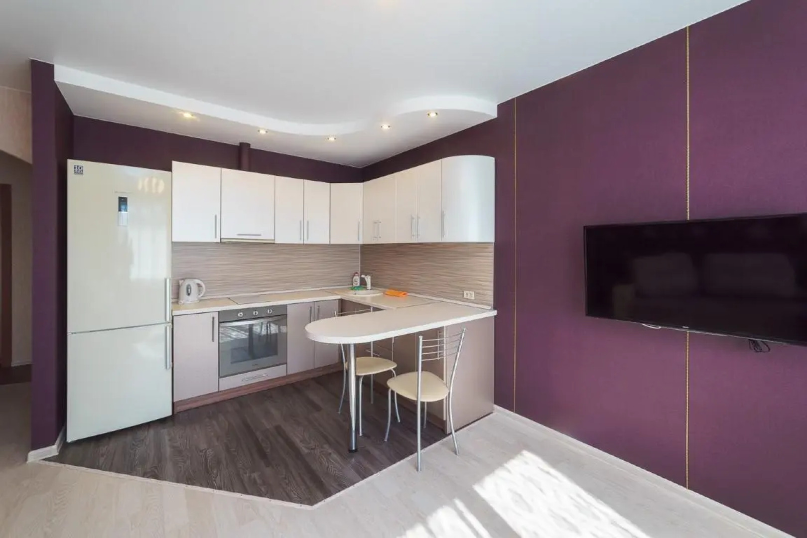 Home Hotel (Хоум Отель) на Шахтеров 74Б