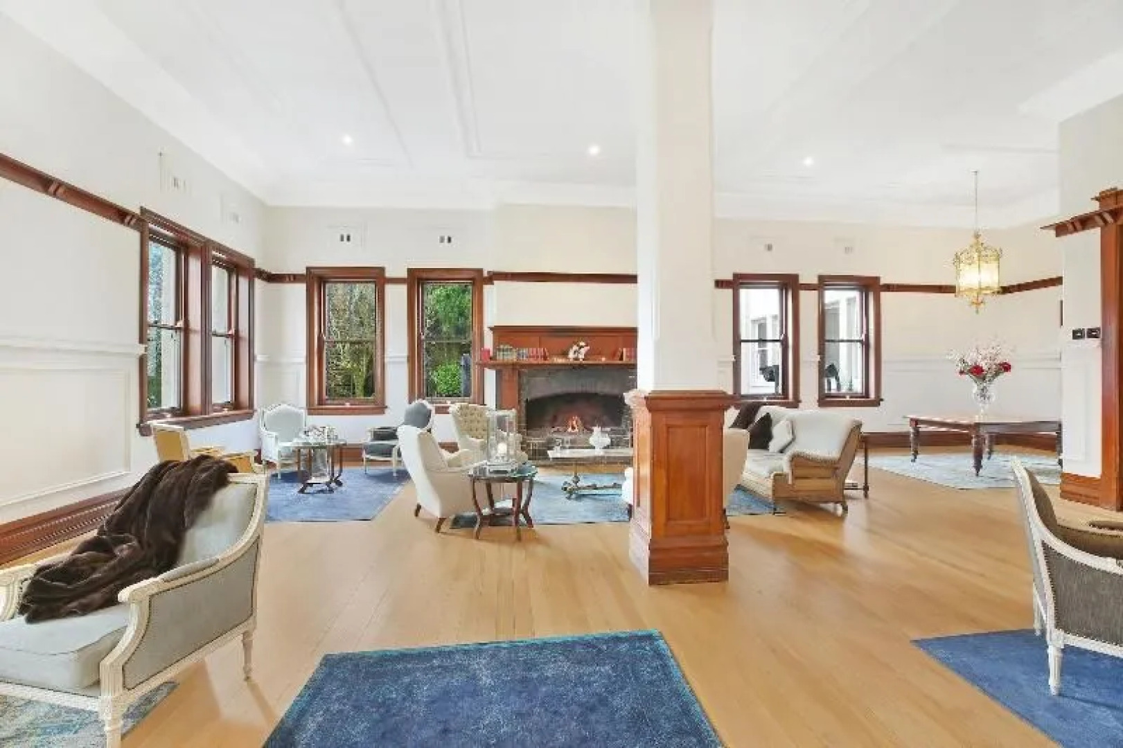 Fountaindale Grand Manor