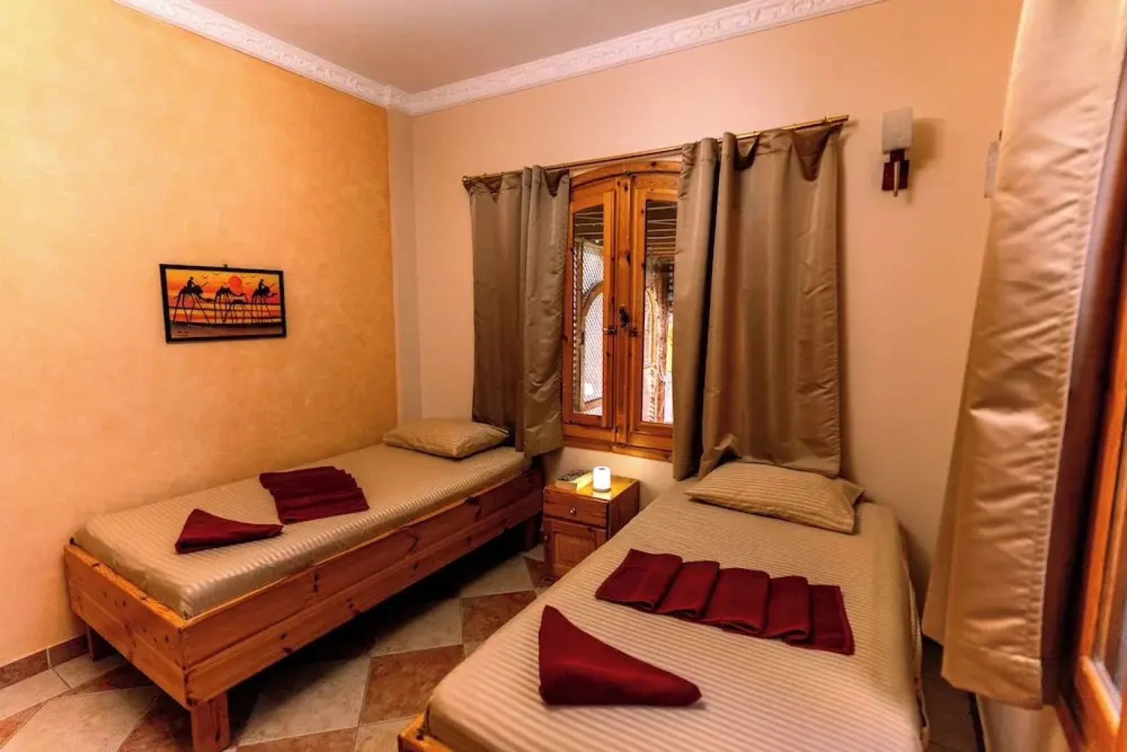 Bungalow With Swimming-pool - Garden - Jacuzzi