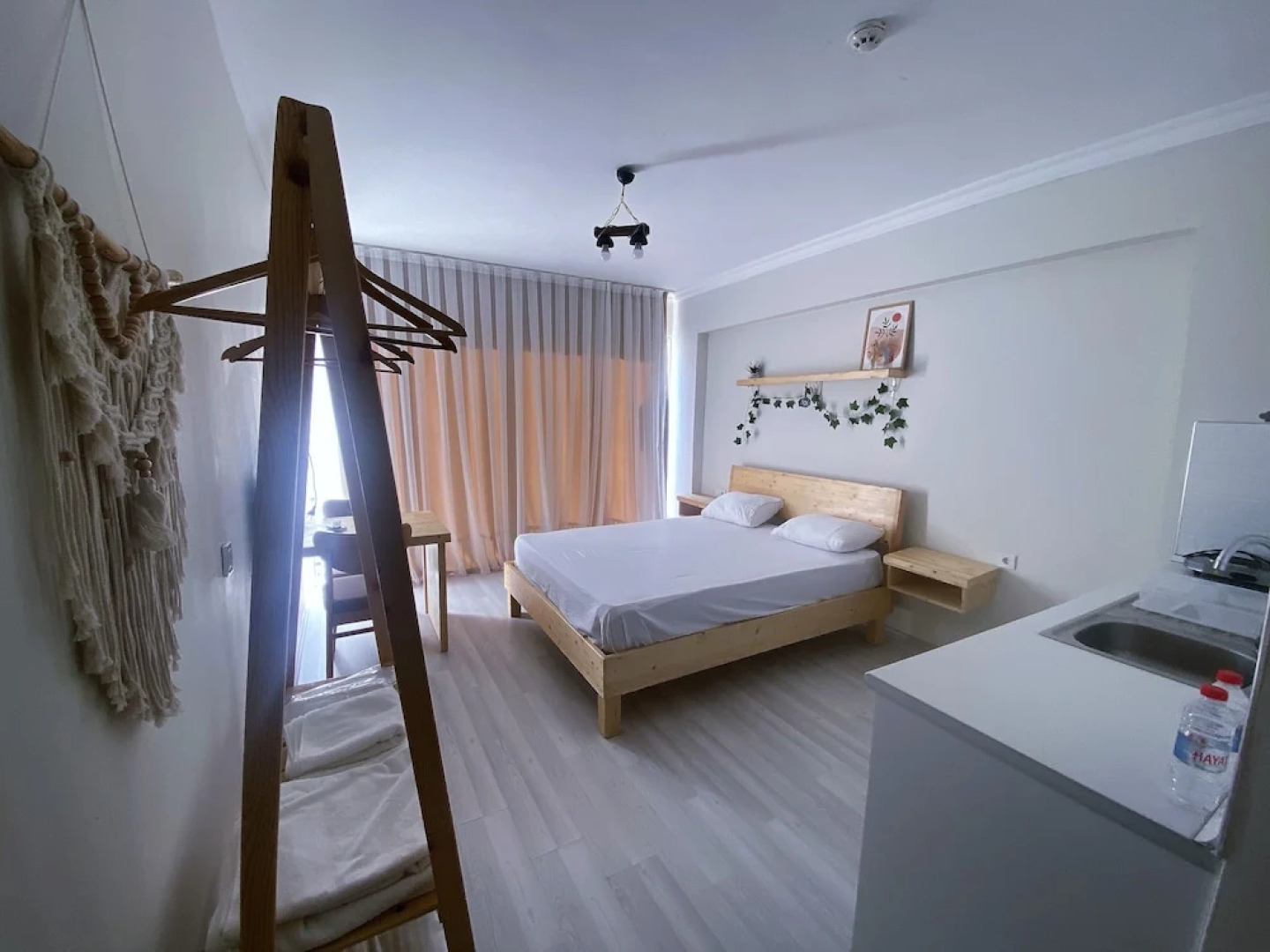 Santa Suites New Hotel